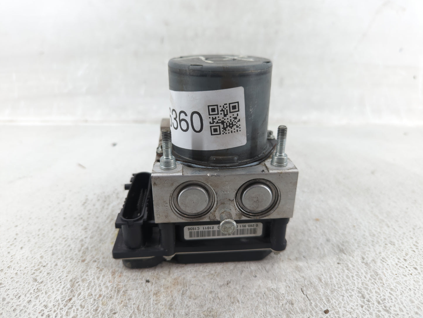 2011-2013 Nissan Maxima ABS Pump Control Module Replacement P/N:47660-ZY90C Fits Fits 2011 2012 2013 OEM Used Auto Parts - O