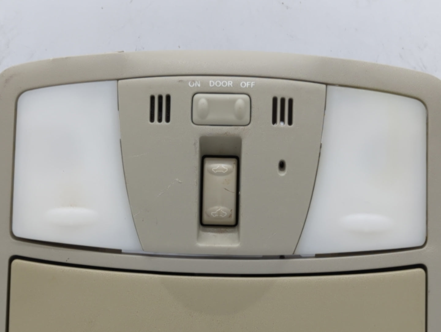 2011-2013 Nissan Maxima Center Floor Console P/N:26430 JK060 Fits Fits 2011 2012 2013 OEM Used Auto Parts - Oemusedautoparts