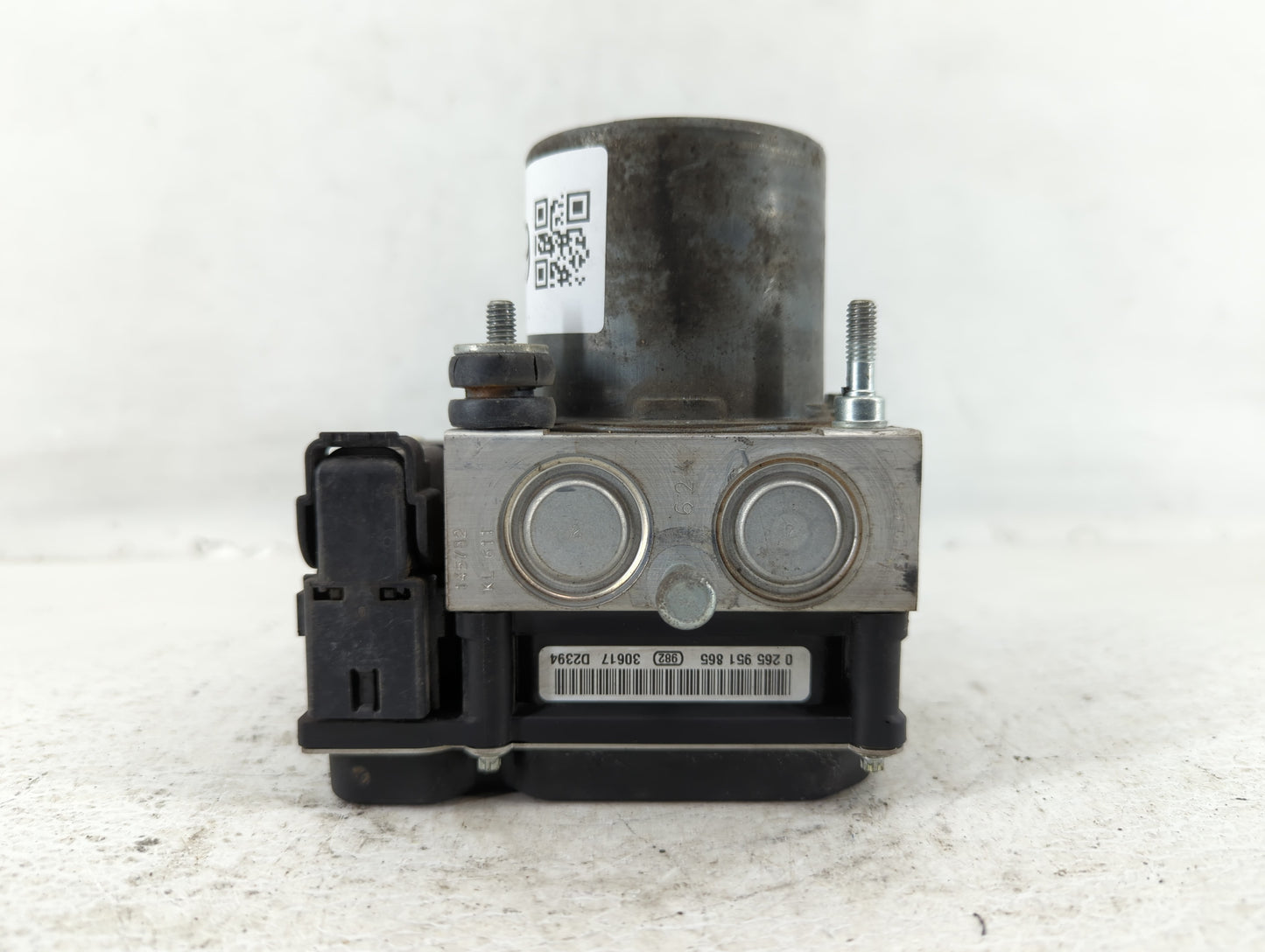 2011-2013 Nissan Maxima ABS Pump Control Module Replacement P/N:47660 ZY90C Fits Fits 2011 2012 2013 OEM Used Auto Parts - O