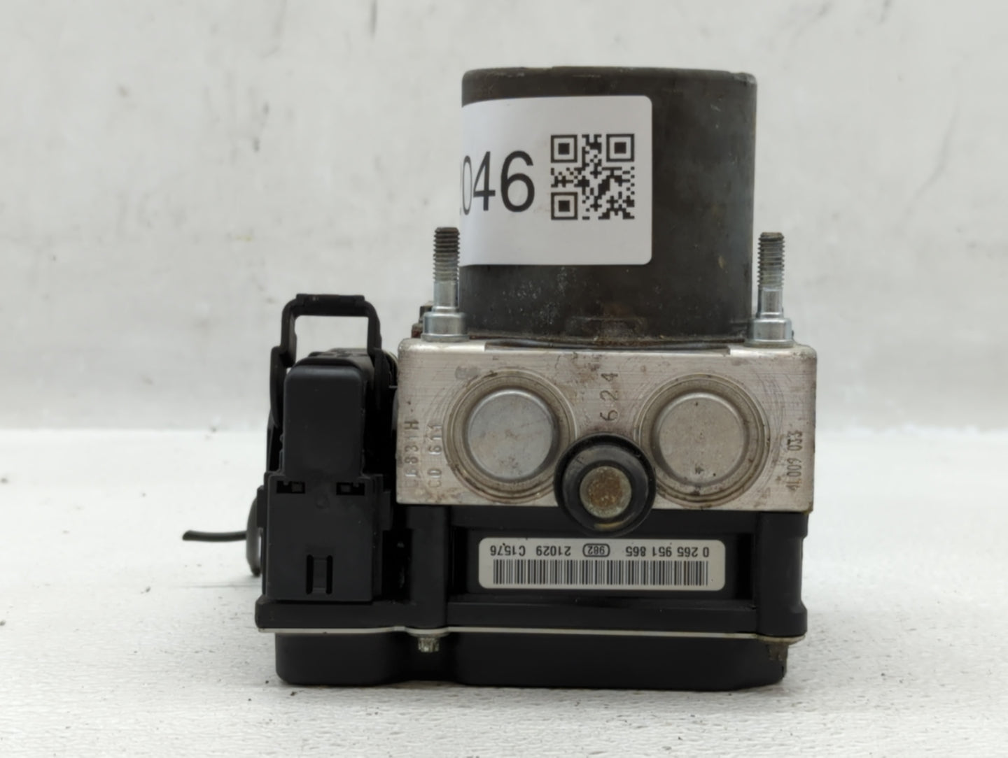 2011-2013 Nissan Maxima ABS Pump Control Module Replacement P/N:47660 A090C Fits Fits 2011 2012 2013 OEM Used Auto Parts - O