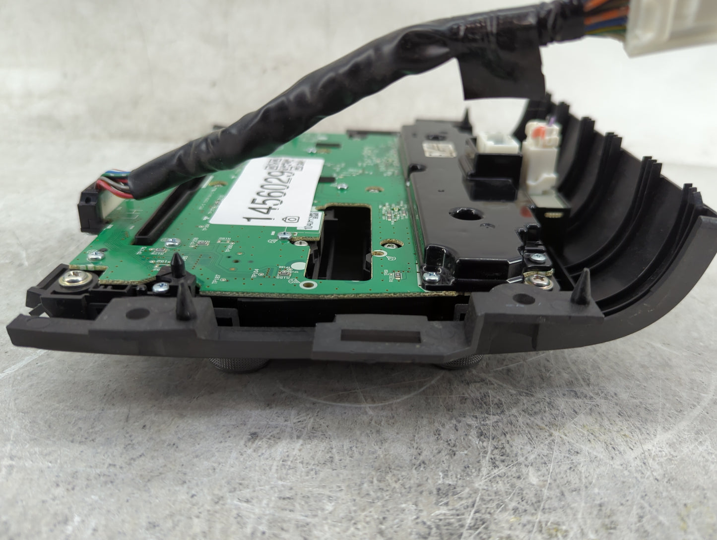 2011-2014 Nissan Murano Radio Control Panel - Oemusedautoparts1.com