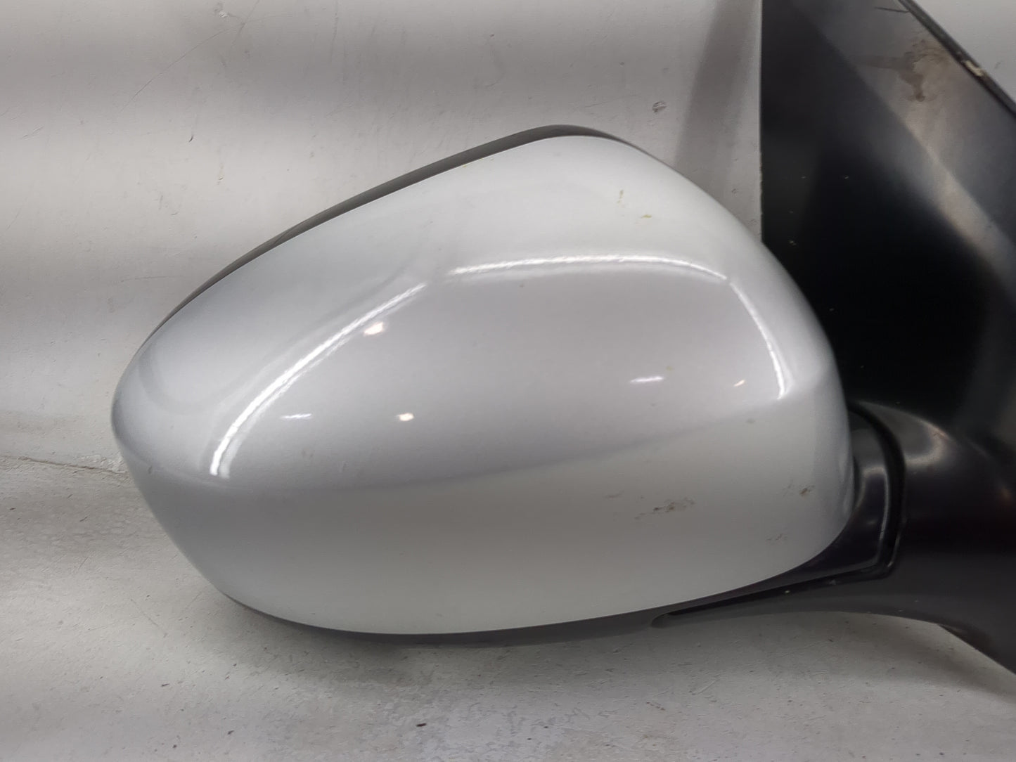 2009-2014 Nissan Murano Passenger Side View Mirror - Right Door Mirror OEM Used - Oemusedautoparts1.com