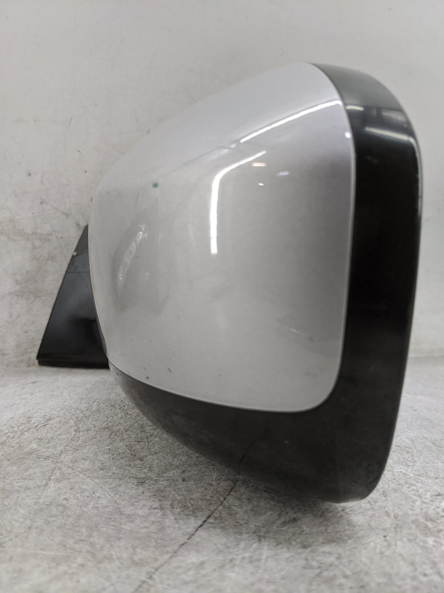 2009-2014 Nissan Murano Driver Side View Mirror - Left Door Mirror OEM Used - Oemusedautoparts1.com