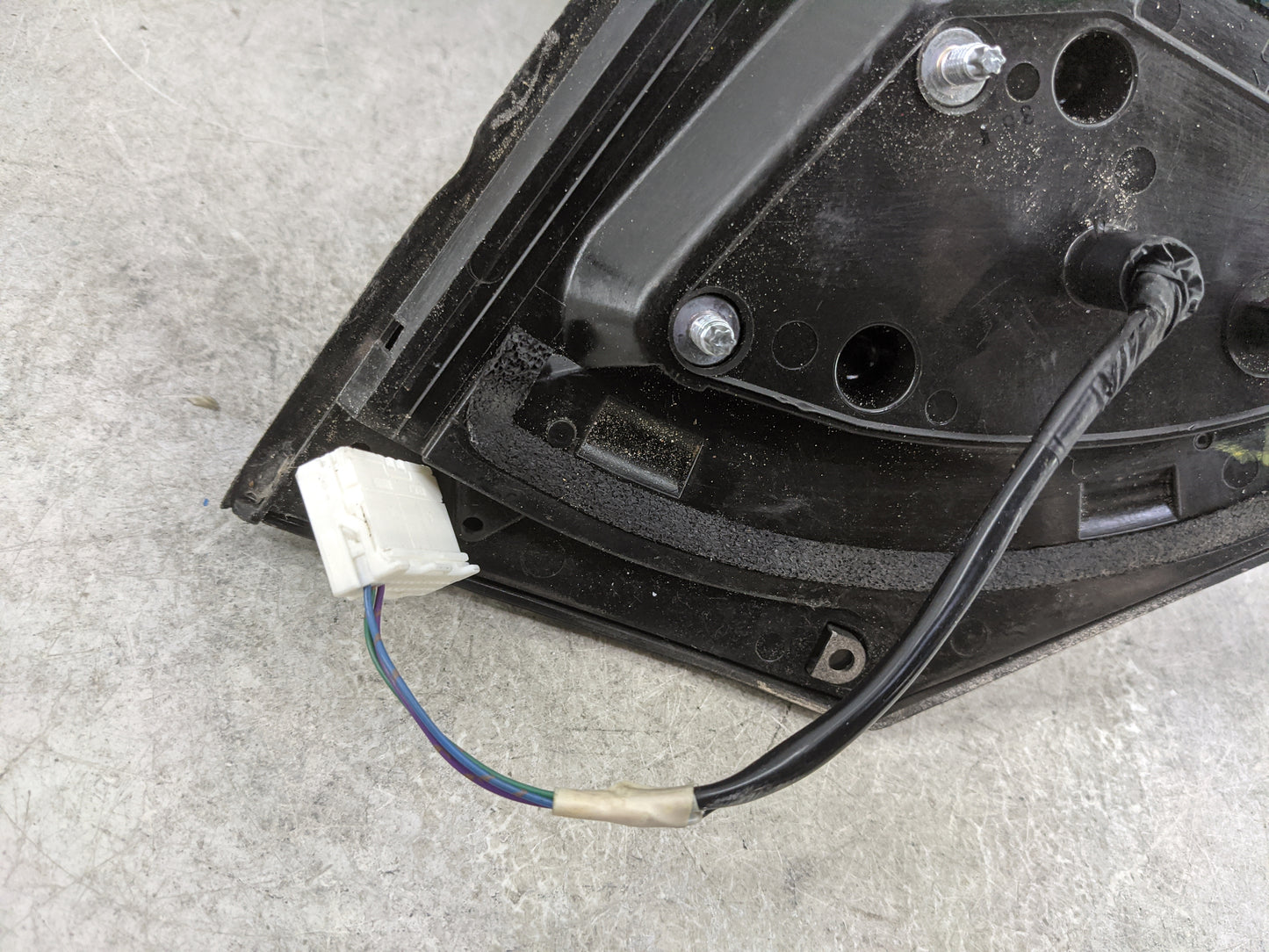 2009-2014 Nissan Murano Driver Side View Mirror - Left Door Mirror OEM Used - Oemusedautoparts1.com