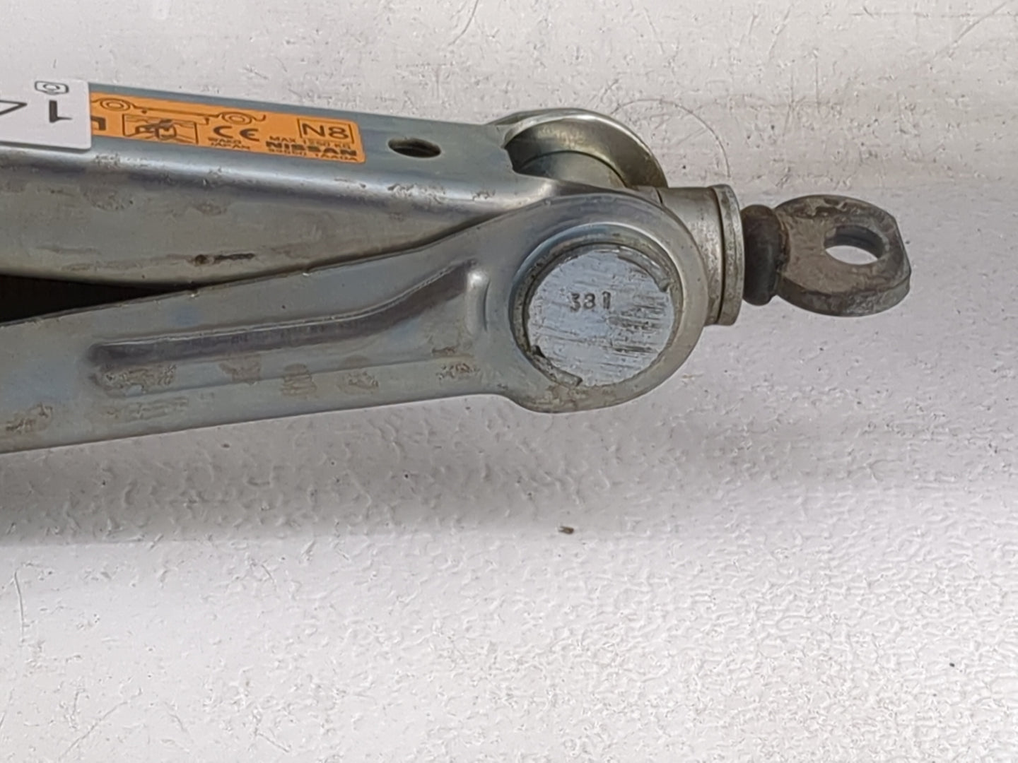 2013 Nissan Murano Spare Scissor Car Jack - Oemusedautoparts1.com