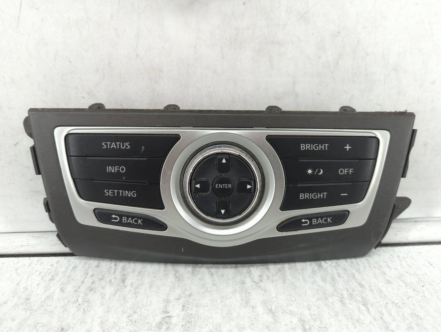 2009-2014 Nissan Murano Information Display Screen - Oemusedautoparts1.com