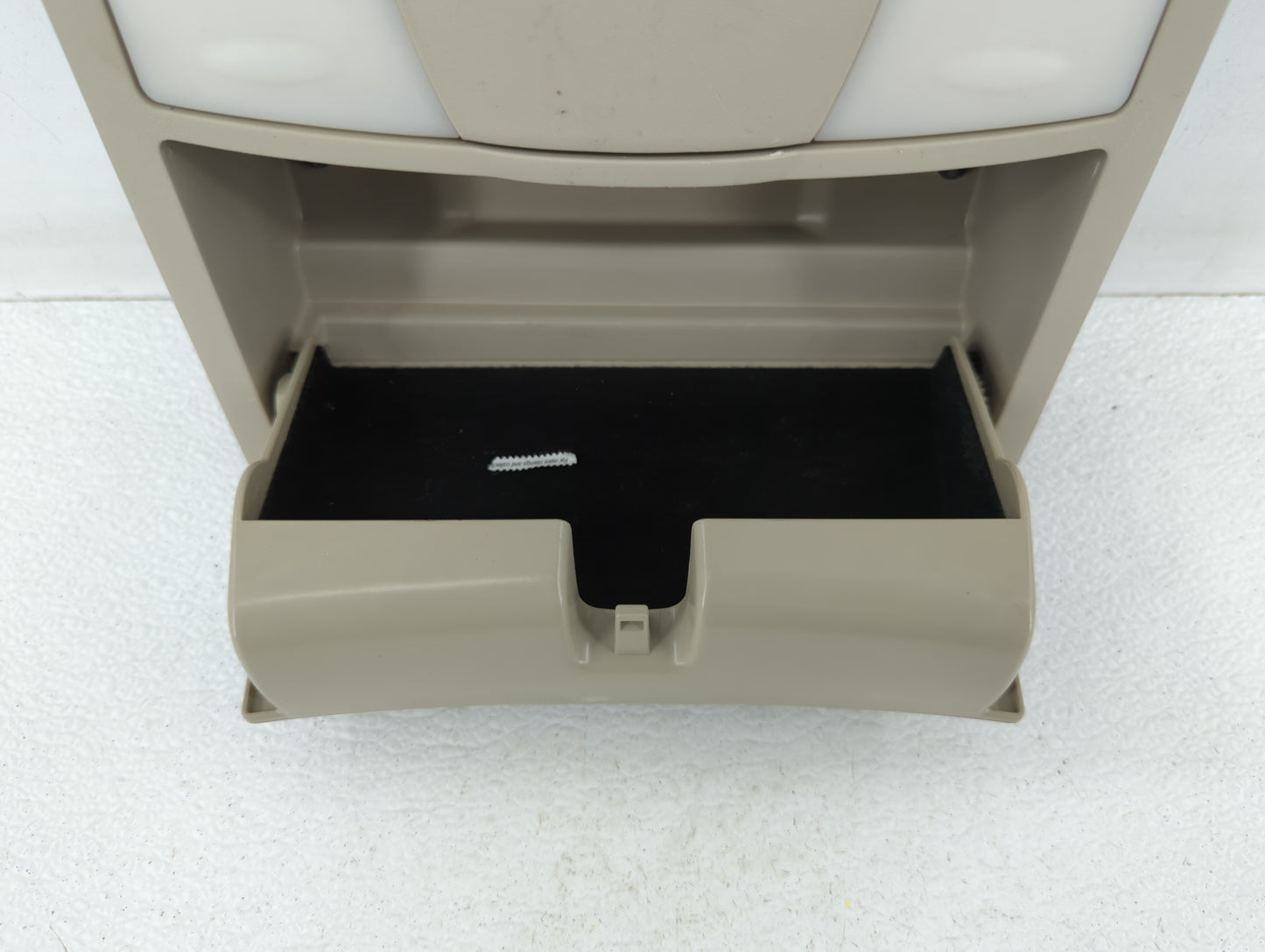 2013 Nissan Murano Overhead Roof Console Beige - Oemusedautoparts1.com