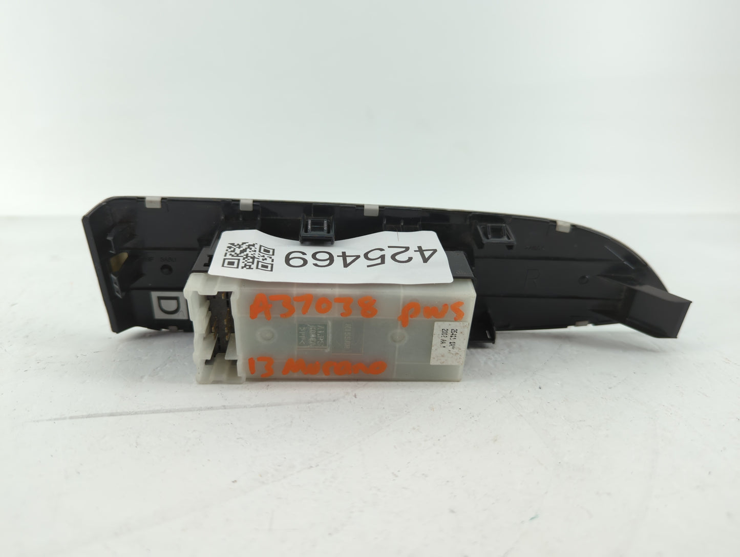 2011-2013 Nissan Murano Passenger Right Power Window Switch - Oemusedautoparts1.com