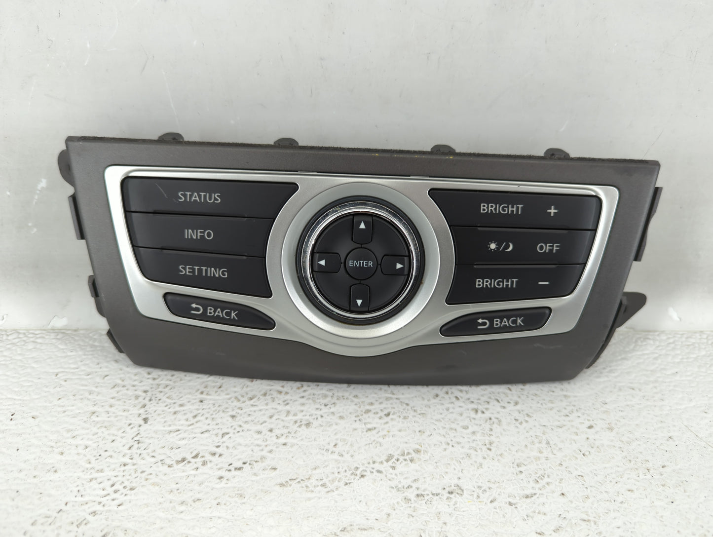 2011-2014 Nissan Murano Am Fm Cd Player Radio Receiver - Oemusedautoparts1.com