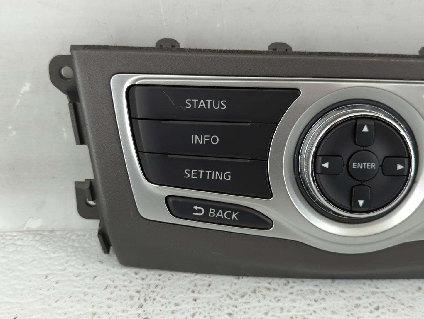 2011-2014 Nissan Murano Am Fm Cd Player Radio Receiver - Oemusedautoparts1.com