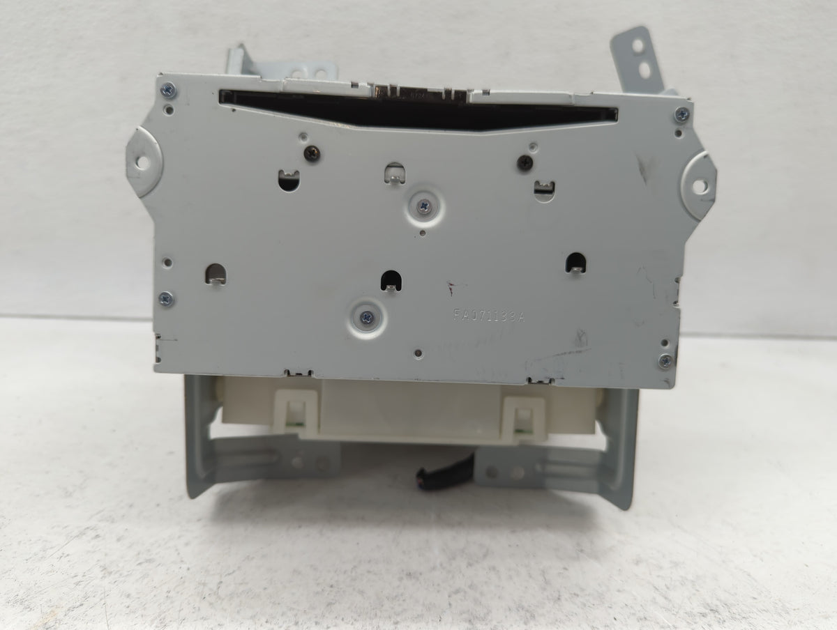 2011-2014 Nissan Murano Am Fm Cd Player Radio Receiver 596785 - Oemusedautoparts1.com