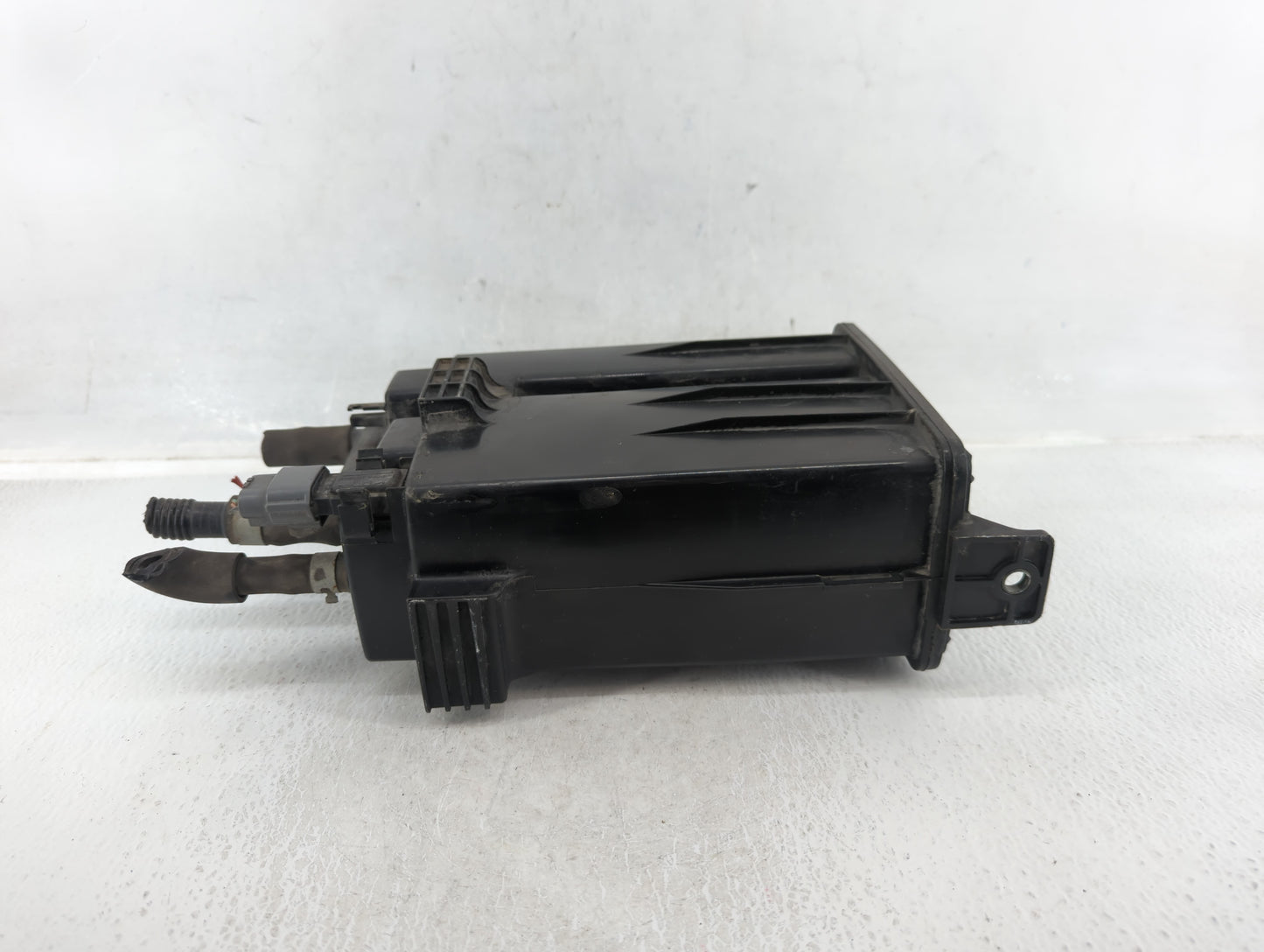 2013 Nissan Murano Fuel Vapor Charcoal Canister - Oemusedautoparts1.com