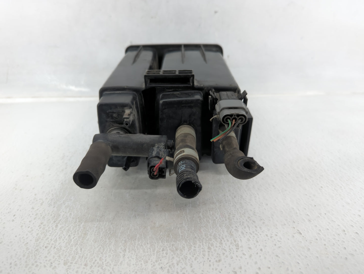 2013 Nissan Murano Fuel Vapor Charcoal Canister - Oemusedautoparts1.com