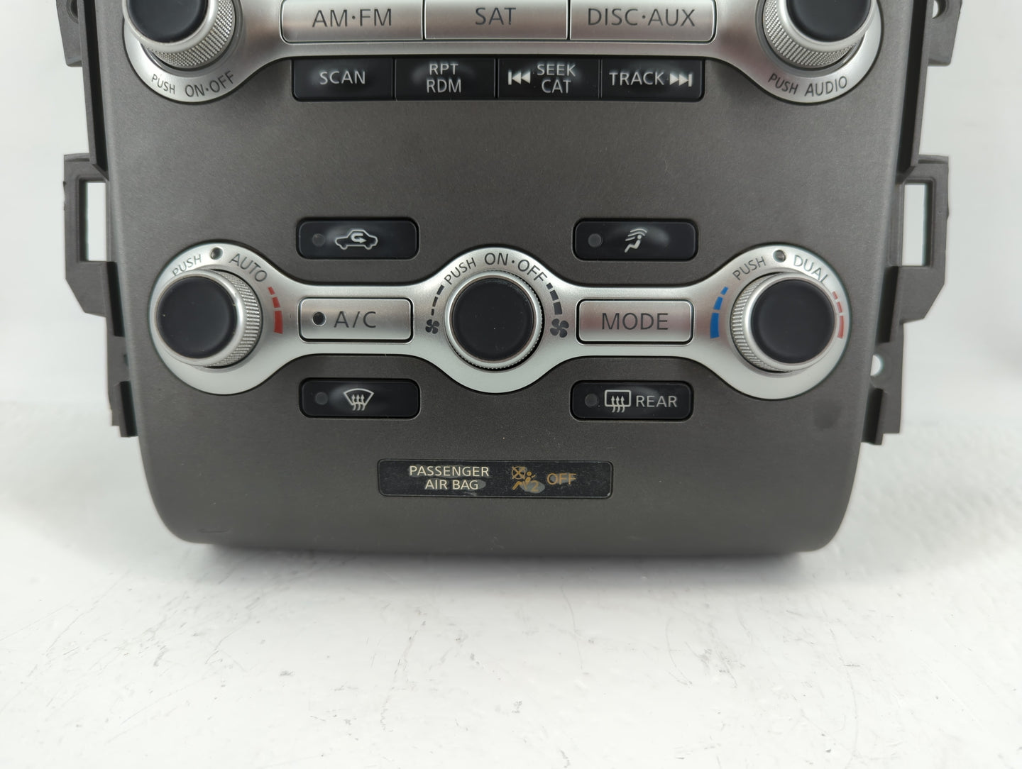 2011-2014 Nissan Murano Radio AM FM Cd Player Receiver Replacement P/N:F21PB1040B Fits Fits 2011 2012 2013 2014 OEM Used Aut