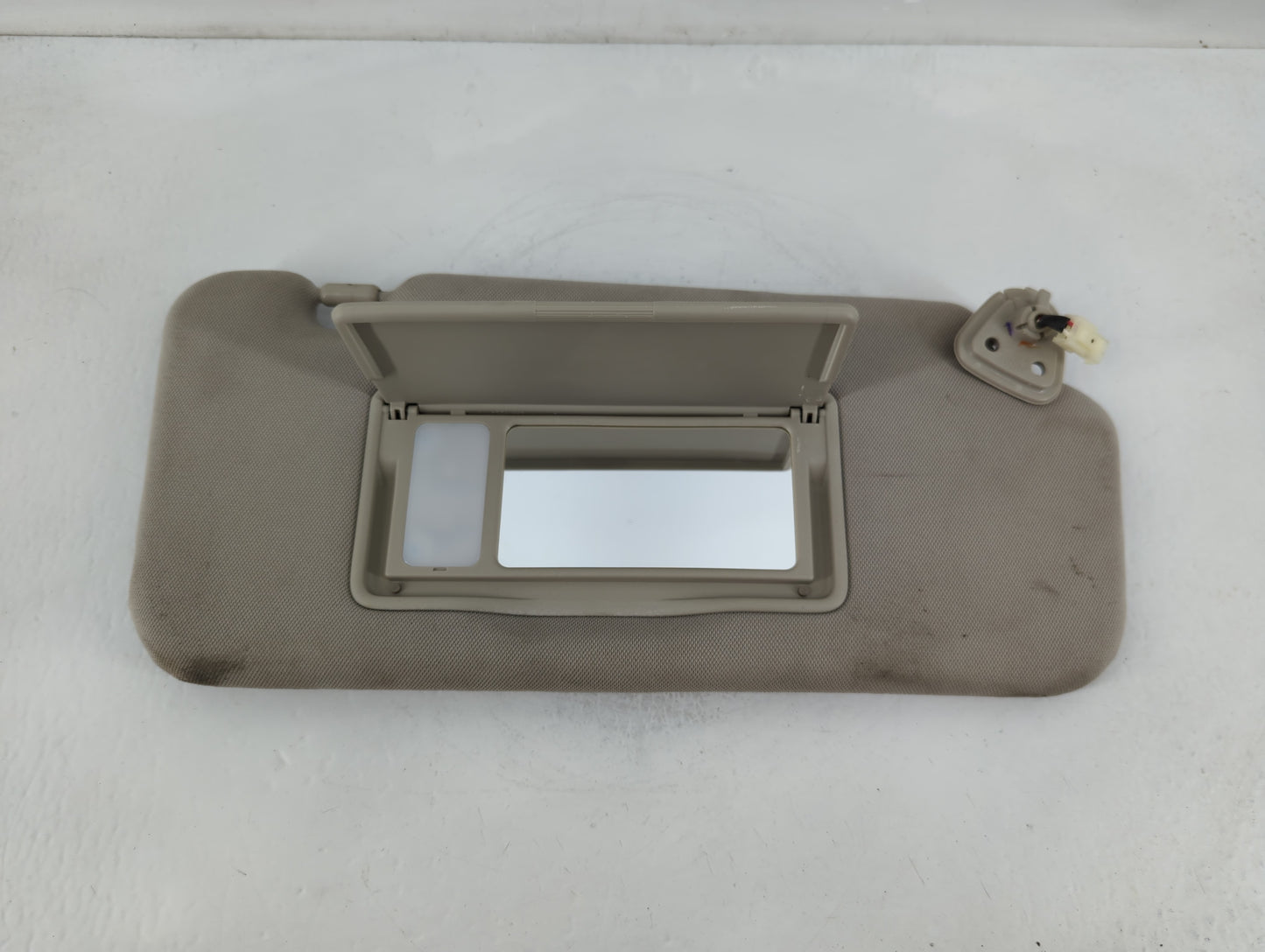 2009-2014 Nissan Murano Sun Visor Shade Replacement Passenger Right Mirror Fits Fits 2009 2010 2011 2012 2013 2014 OEM Used 