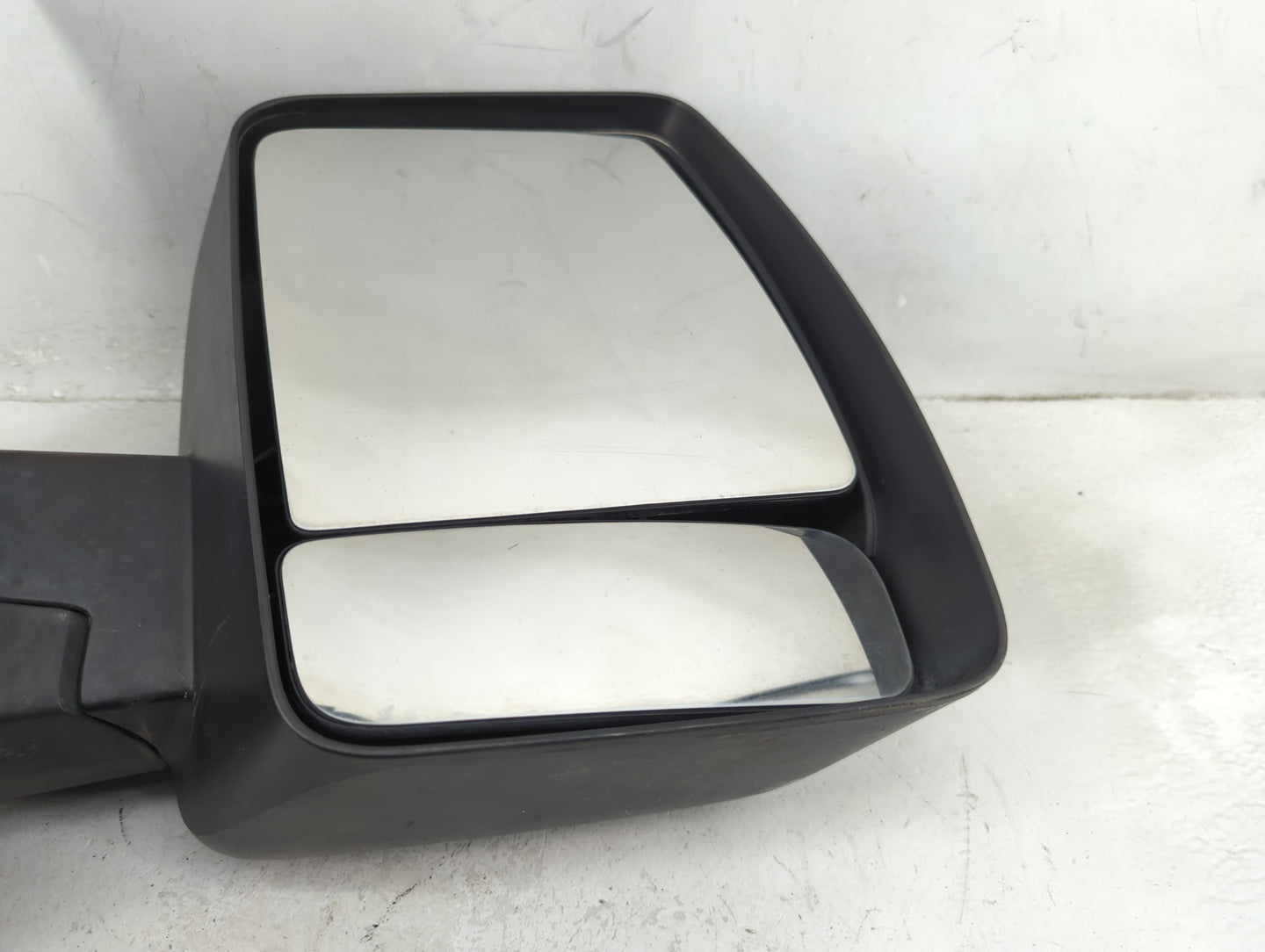 2012-2020 Nissan Nv1500 Passenger Side View Mirror - Right Door Mirror OEM Used - Oemusedautoparts1.com