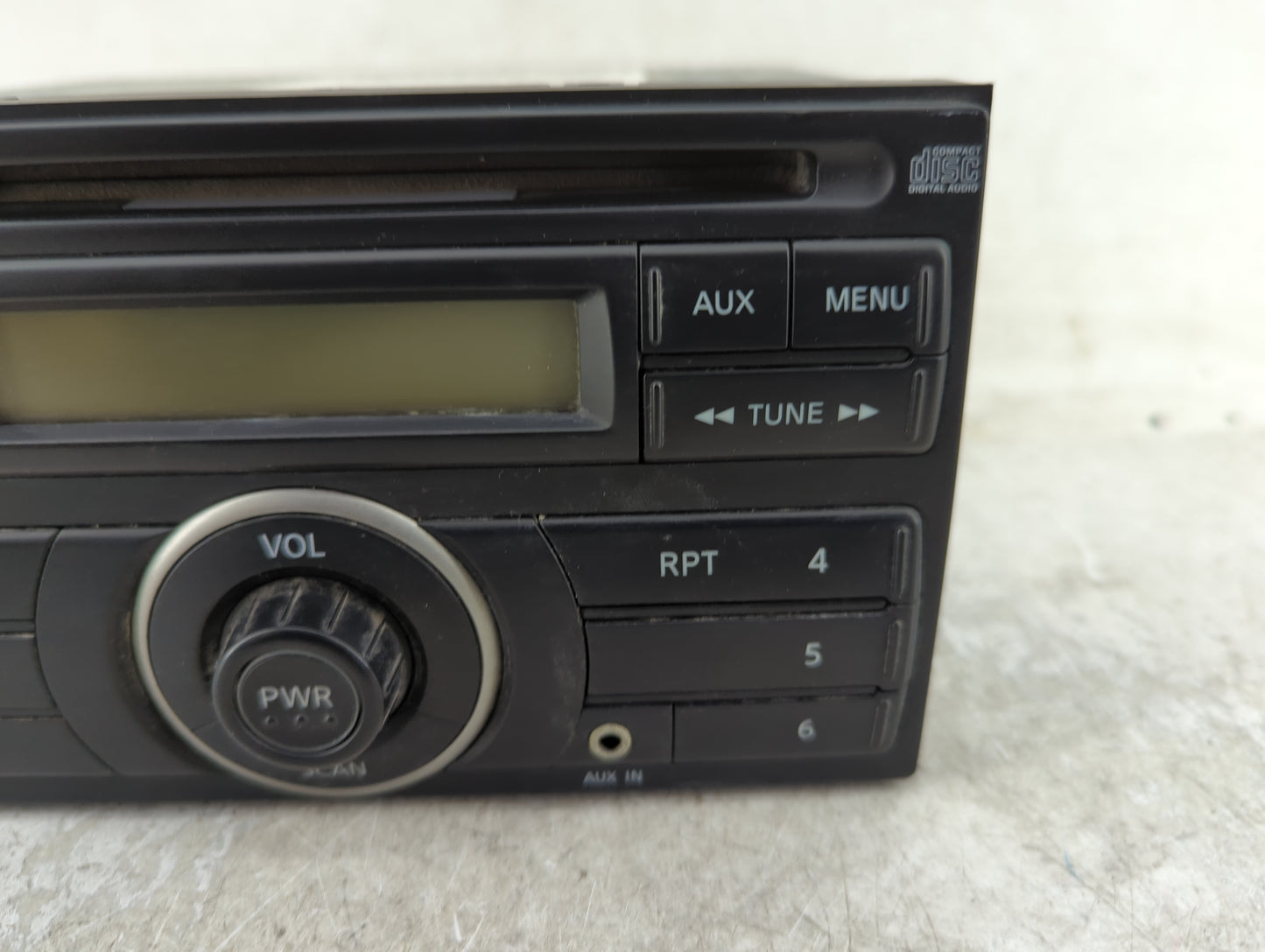 2013 Nissan Nv1500 Radio AM FM Cd Player Receiver Replacement P/N:28185 1PA0A Fits OEM Used Auto Parts - Oemusedautoparts1.c