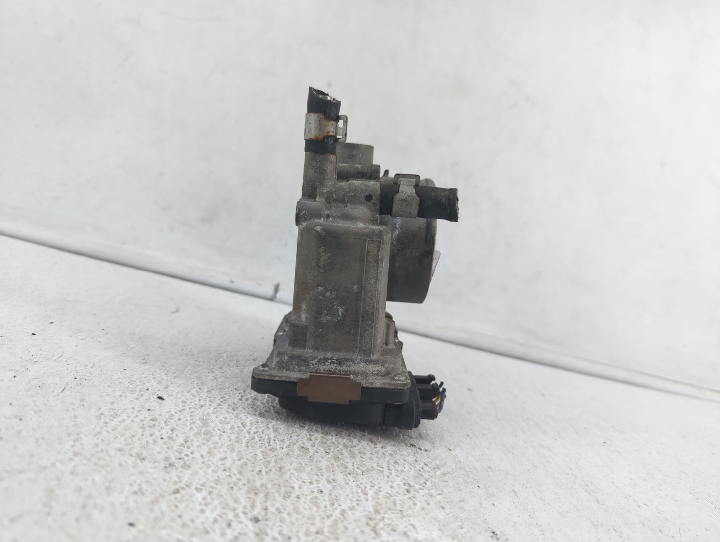 2014-2019 Nissan Nv200 Throttle Body P/N:ET-A60-02 E ET-A60-02 J Fits OEM Used Auto Parts - Oemusedautoparts1.com