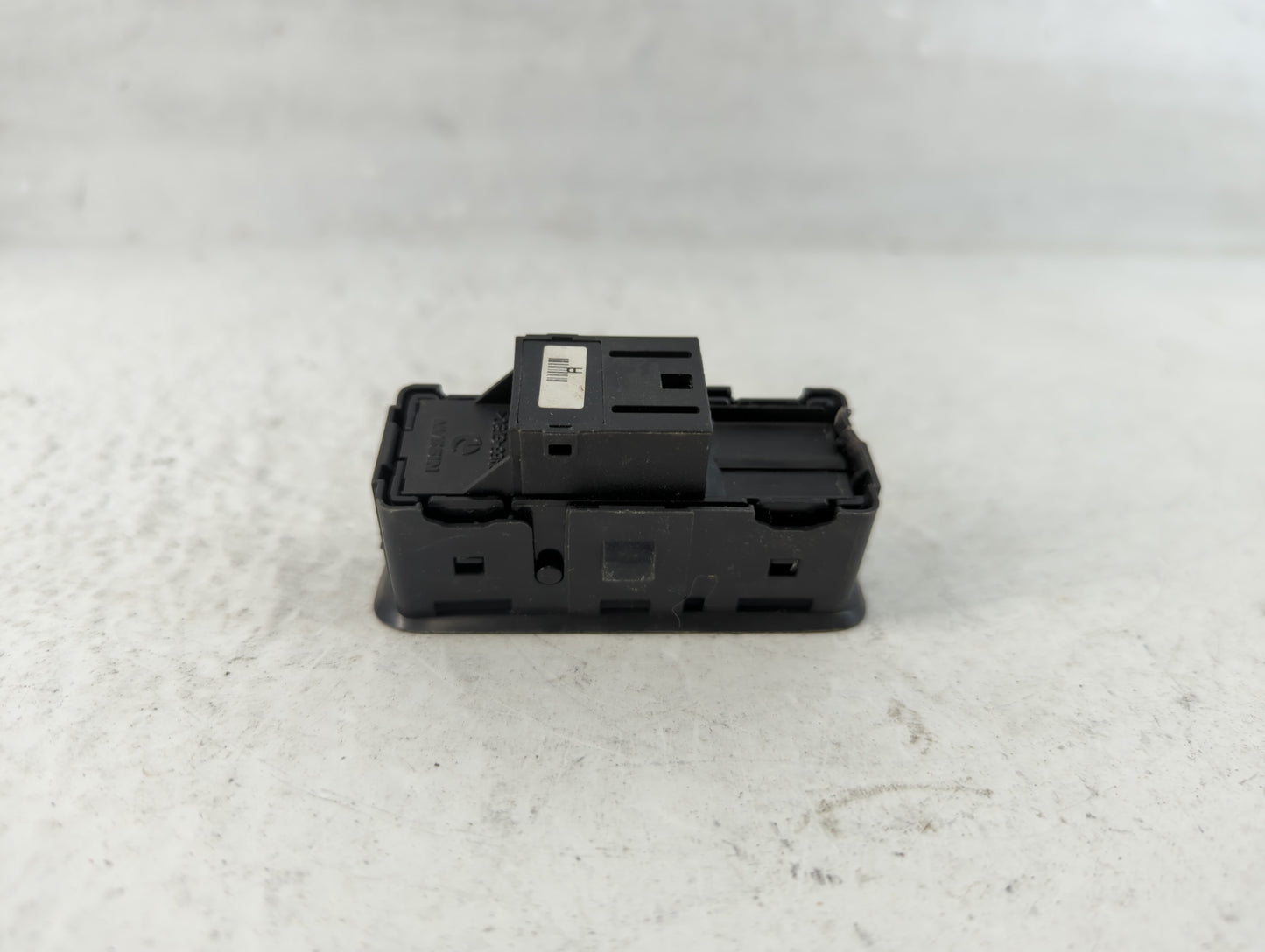 2013-2020 Nissan Pathfinder Master Power Window Switch Replacement Driver Side Left Fits OEM Used Auto Parts - Oemusedautopa