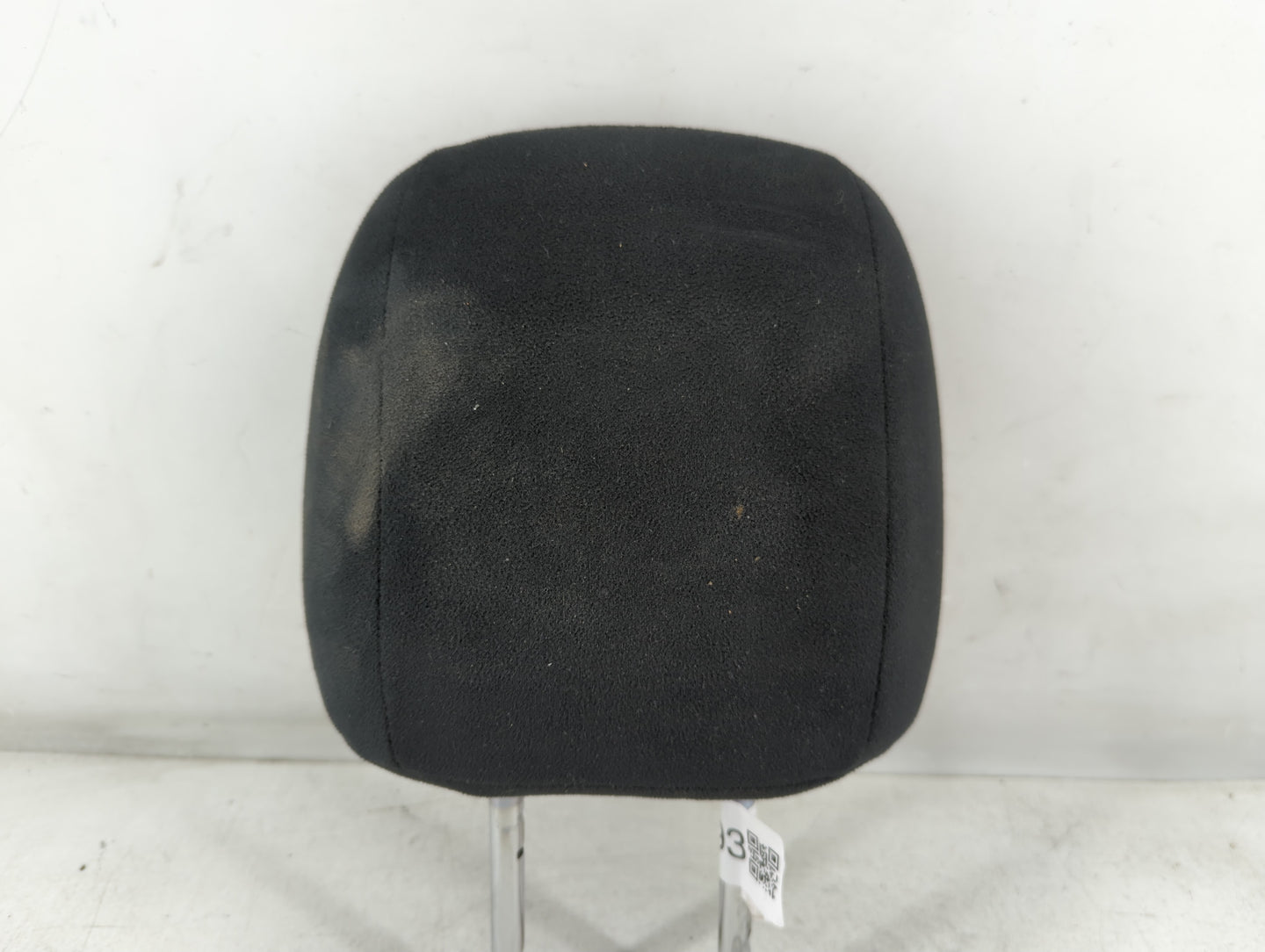 2013 Nissan Pathfinder Headrest Head Rest Rear Center Seat Fits OEM Used Auto Parts - Oemusedautoparts1.com