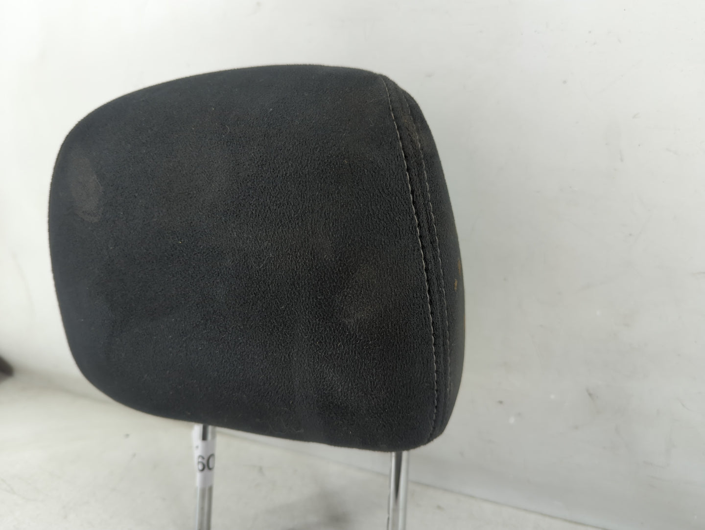 2013 Nissan Pathfinder Headrest Head Rest Front Driver Passenger Seat Fits OEM Used Auto Parts - Oemusedautoparts1.com