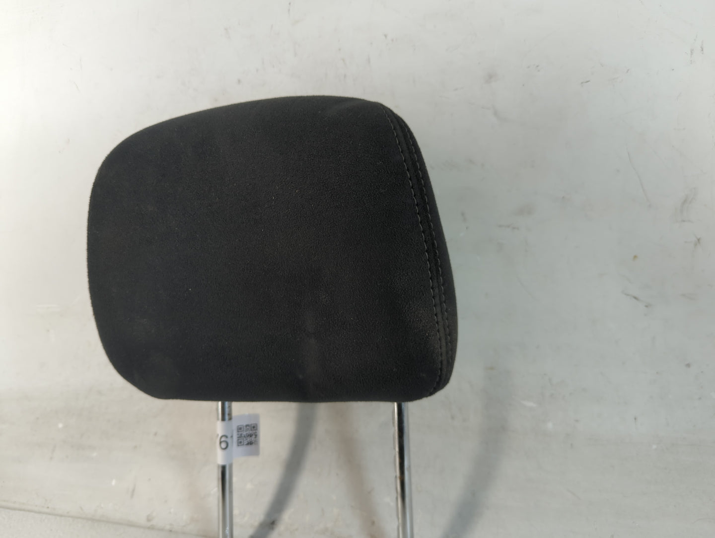 2013 Nissan Pathfinder Headrest Head Rest Front Driver Passenger Seat Fits OEM Used Auto Parts - Oemusedautoparts1.com