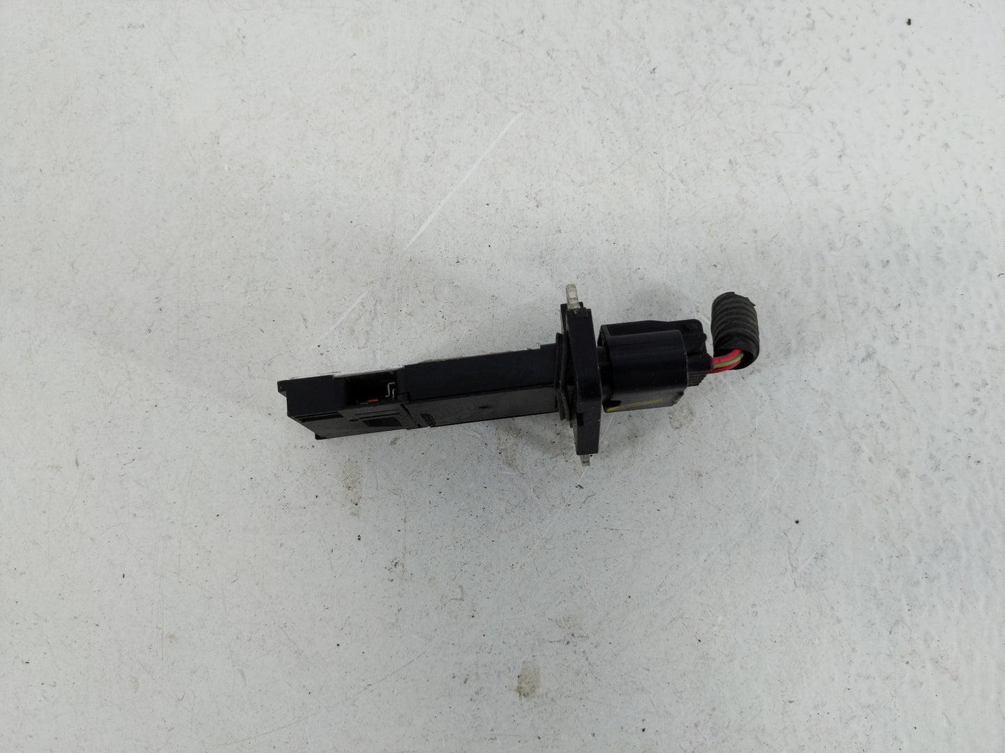 2005-2014 Nissan Pathfinder Mass Air Flow Meter Maf - Oemusedautoparts1.com