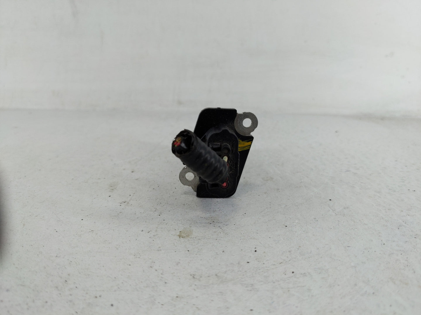 2005-2014 Nissan Pathfinder Mass Air Flow Meter Maf - Oemusedautoparts1.com