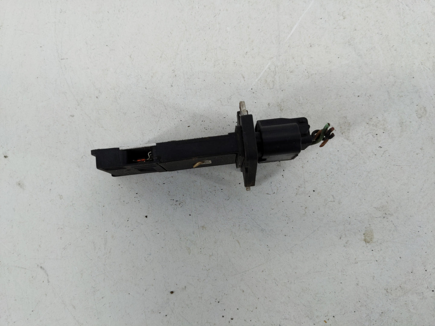 2005-2014 Nissan Pathfinder Mass Air Flow Meter Maf - Oemusedautoparts1.com