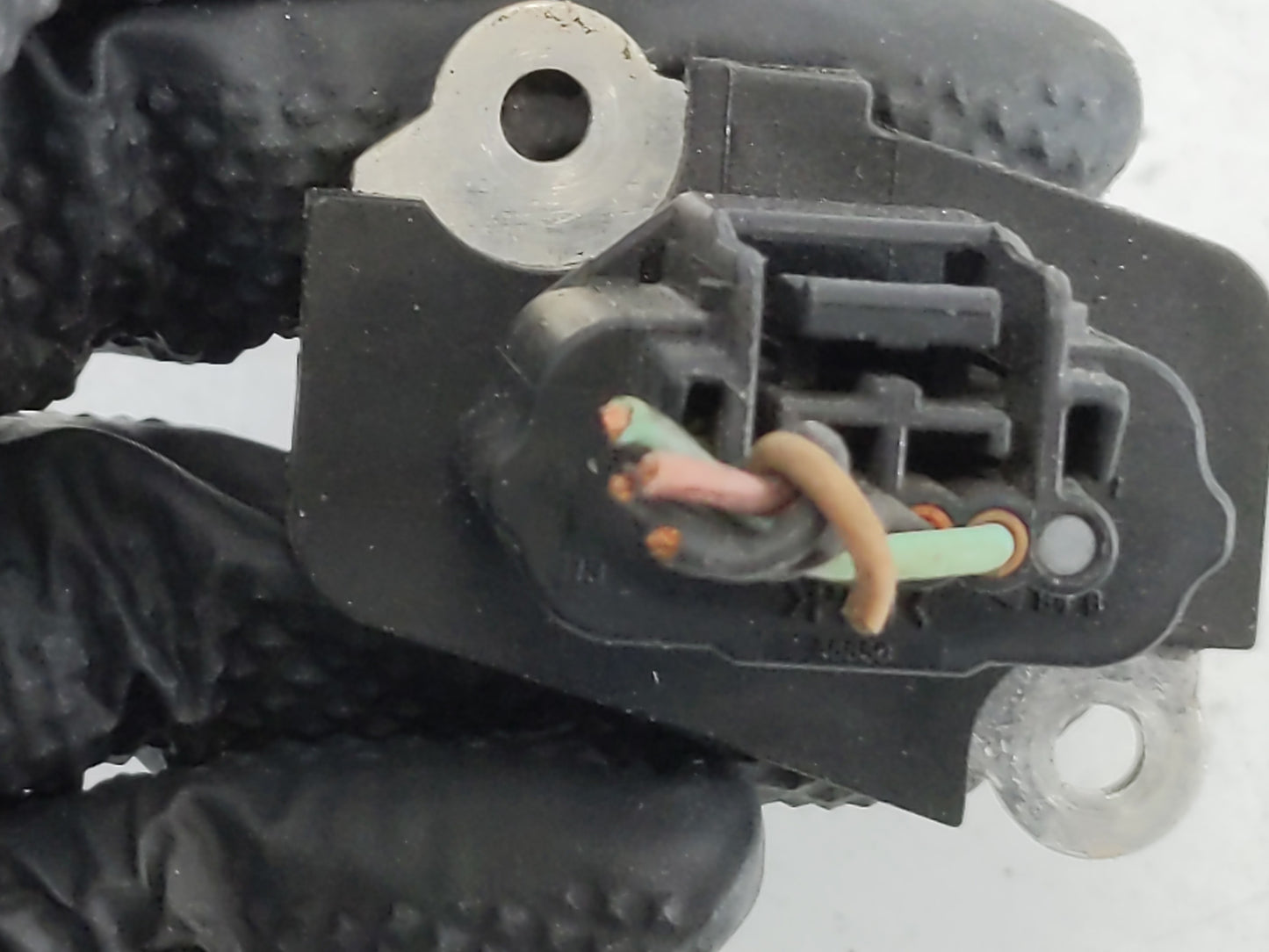 2005-2014 Nissan Pathfinder Mass Air Flow Meter Maf - Oemusedautoparts1.com