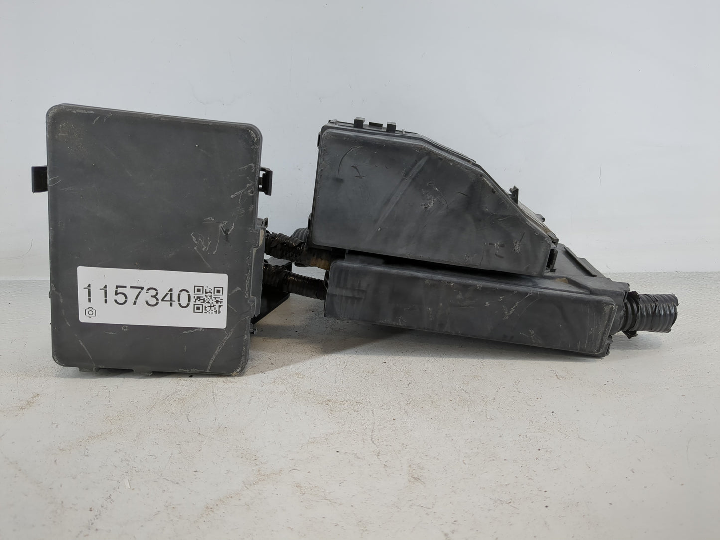 2013 Nissan Pathfinder Fusebox Fuse Box Panel Relay Module P/N:7154-5763-30 24381 7990A, 7254-5763-30 Fits OEM Used Auto Par