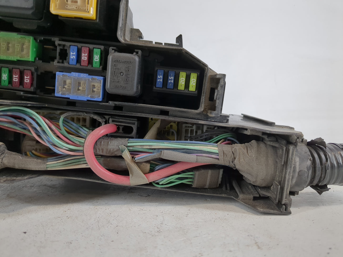 2013 Nissan Pathfinder Fusebox Fuse Box Panel Relay Module P/N:7154-5763-30 24381 7990A, 7254-5763-30 Fits OEM Used Auto Par