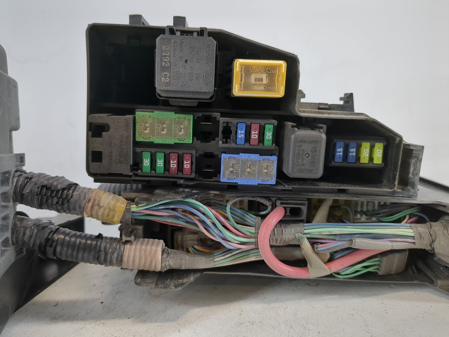 2013 Nissan Pathfinder Fusebox Fuse Box Panel Relay Module P/N:7154-5763-30 24381 7990A, 7254-5763-30 Fits OEM Used Auto Par
