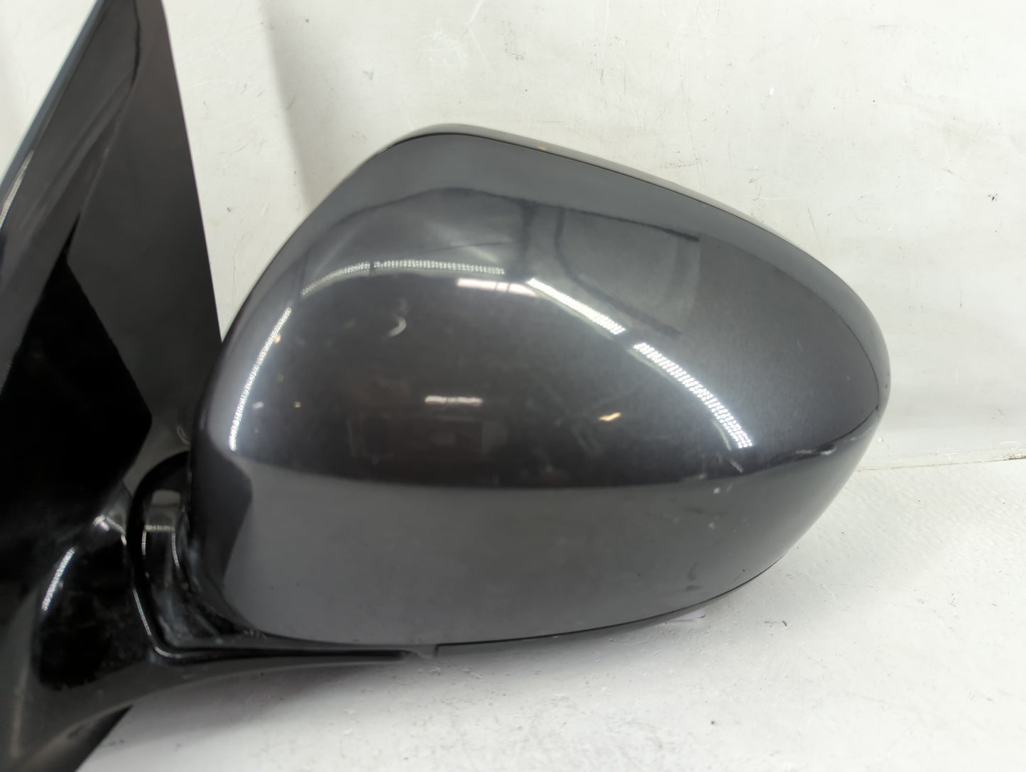 2013-2016 Nissan Pathfinder Driver Side View Mirror - Left Door Mirror OEM Used - Oemusedautoparts1.com