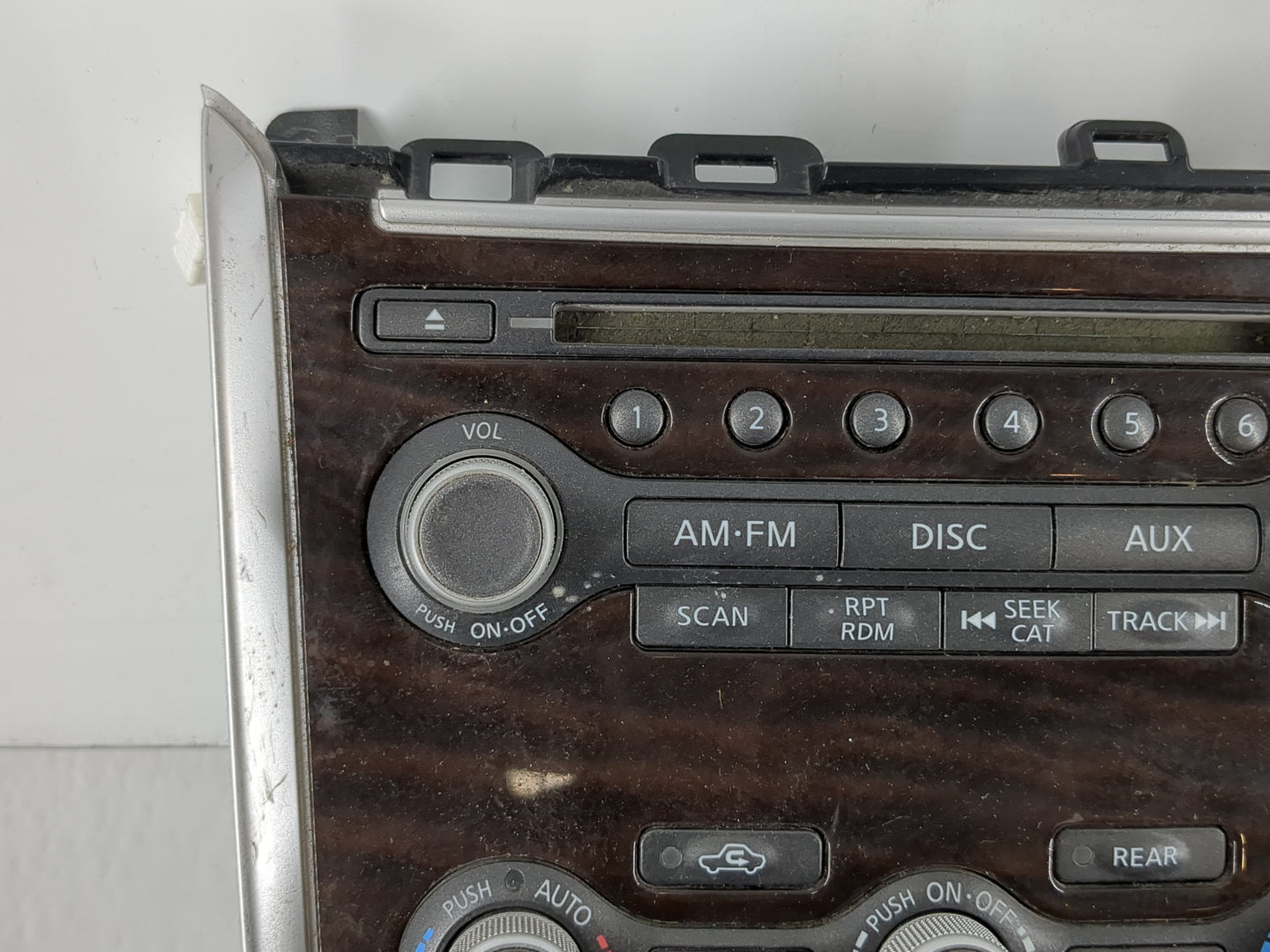 2013-2016 Nissan Pathfinder Radio AM FM Cd Player Receiver Replacement P/N:3KA0B 210200 Fits Fits 2013 2014 2015 2016 OEM Us