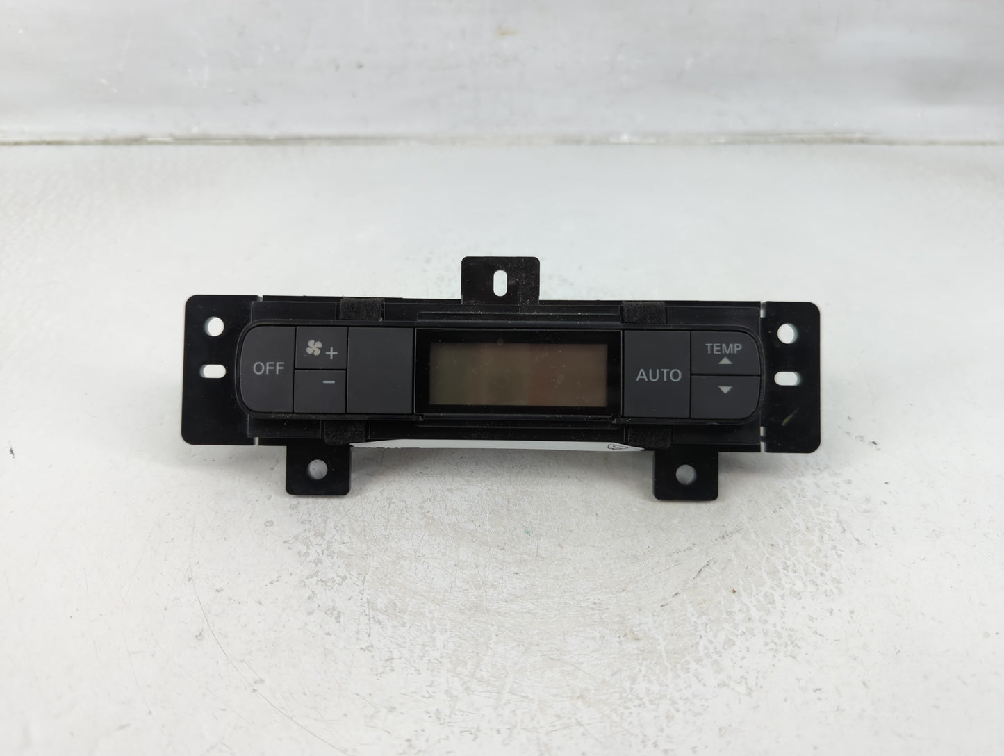 2013 Nissan Pathfinder Climate Control Module Temperature AC/Heater Replacement P/N:275113KA0A Fits OEM Used Auto Parts - Oe