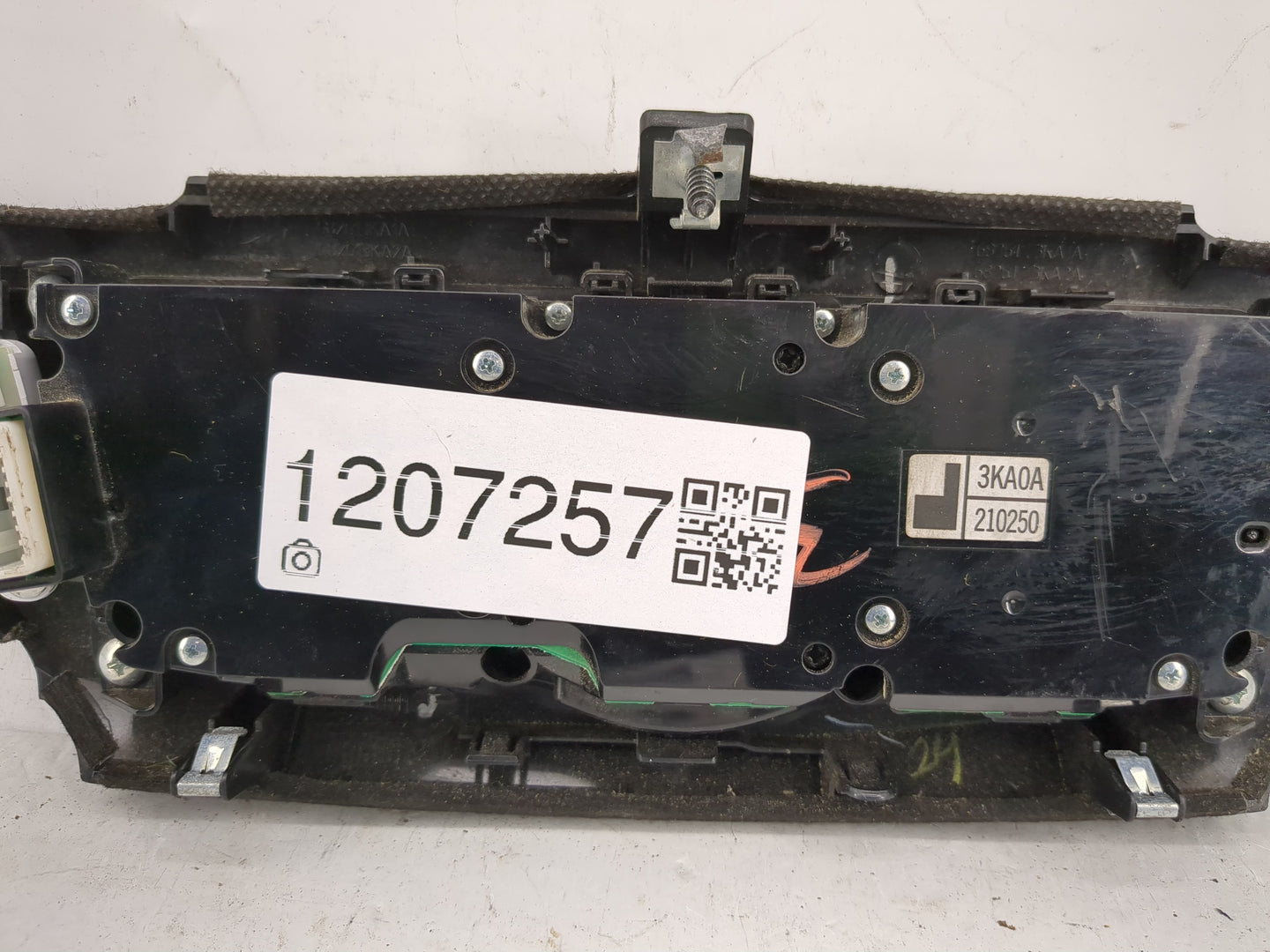 2013 Nissan Pathfinder Climate Control Module Temperature AC/Heater Replacement P/N:3KA0A 210250 Fits OEM Used Auto Parts - 