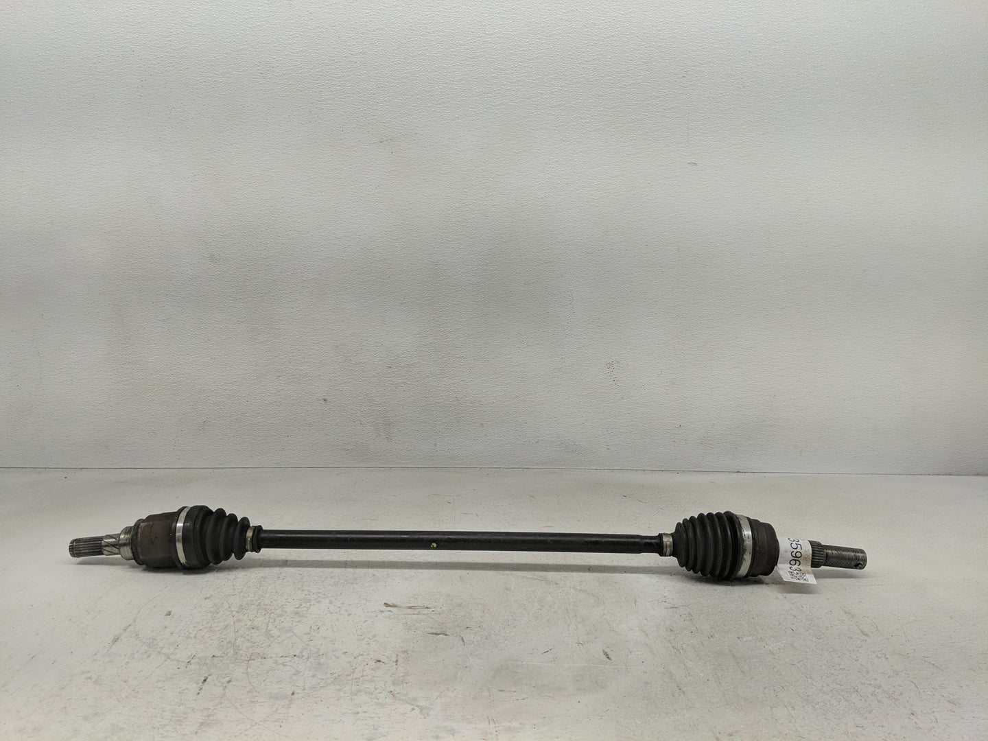 2013-2020 Nissan Pathfinder Axle Shaft Front Driver Cv C/v - Oemusedautoparts1.com