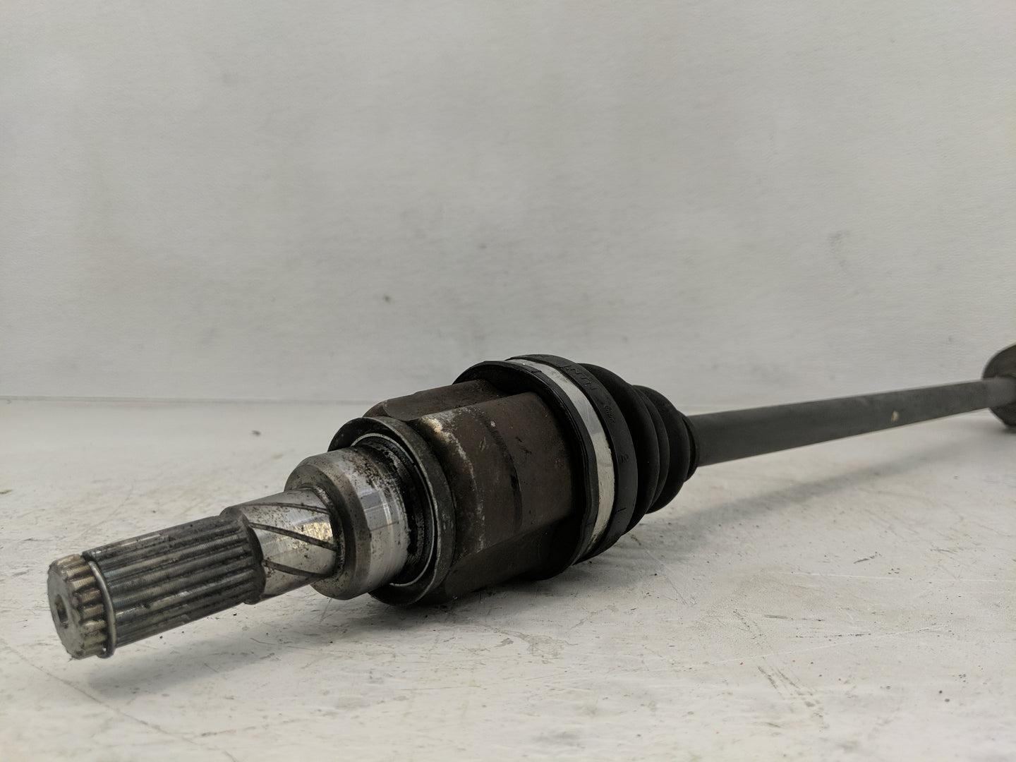 2013-2020 Nissan Pathfinder Axle Shaft Front Driver Cv C/v - Oemusedautoparts1.com