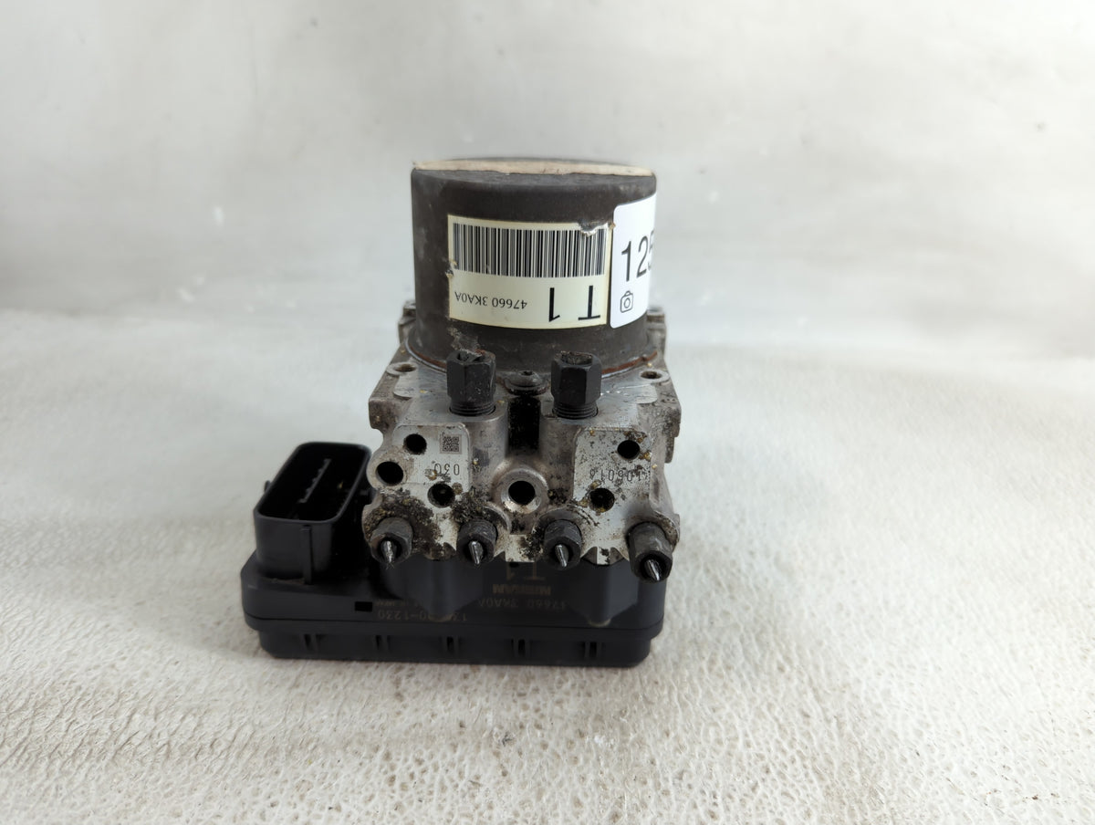2013 Nissan Pathfinder Anti-Lock Brake ABS Pump Module Actuator OEM P/N:47660 3KA0A 133800-1230 Fits OEM Used Auto Parts - O