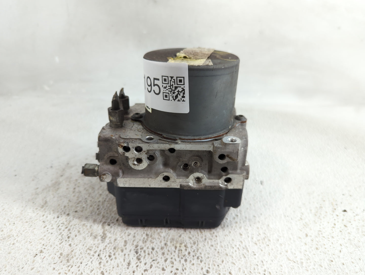 2013-2014 Nissan Pathfinder ABS Pump Control Module Replacement P/N:133800-1240 47660 3KD0A Fits Fits 2013 2014 OEM Used Aut