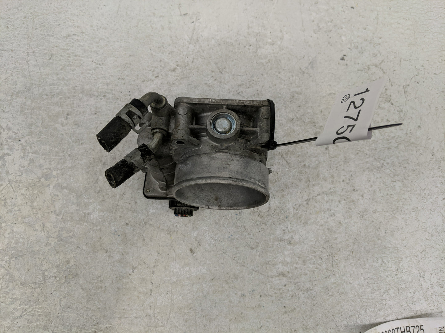 2013-2014 Nissan Pathfinder Throttle Body Fits Fits 2007 2008 2009 2010 2011 2012 2013 2014 OEM Used Auto Parts - Oemusedaut