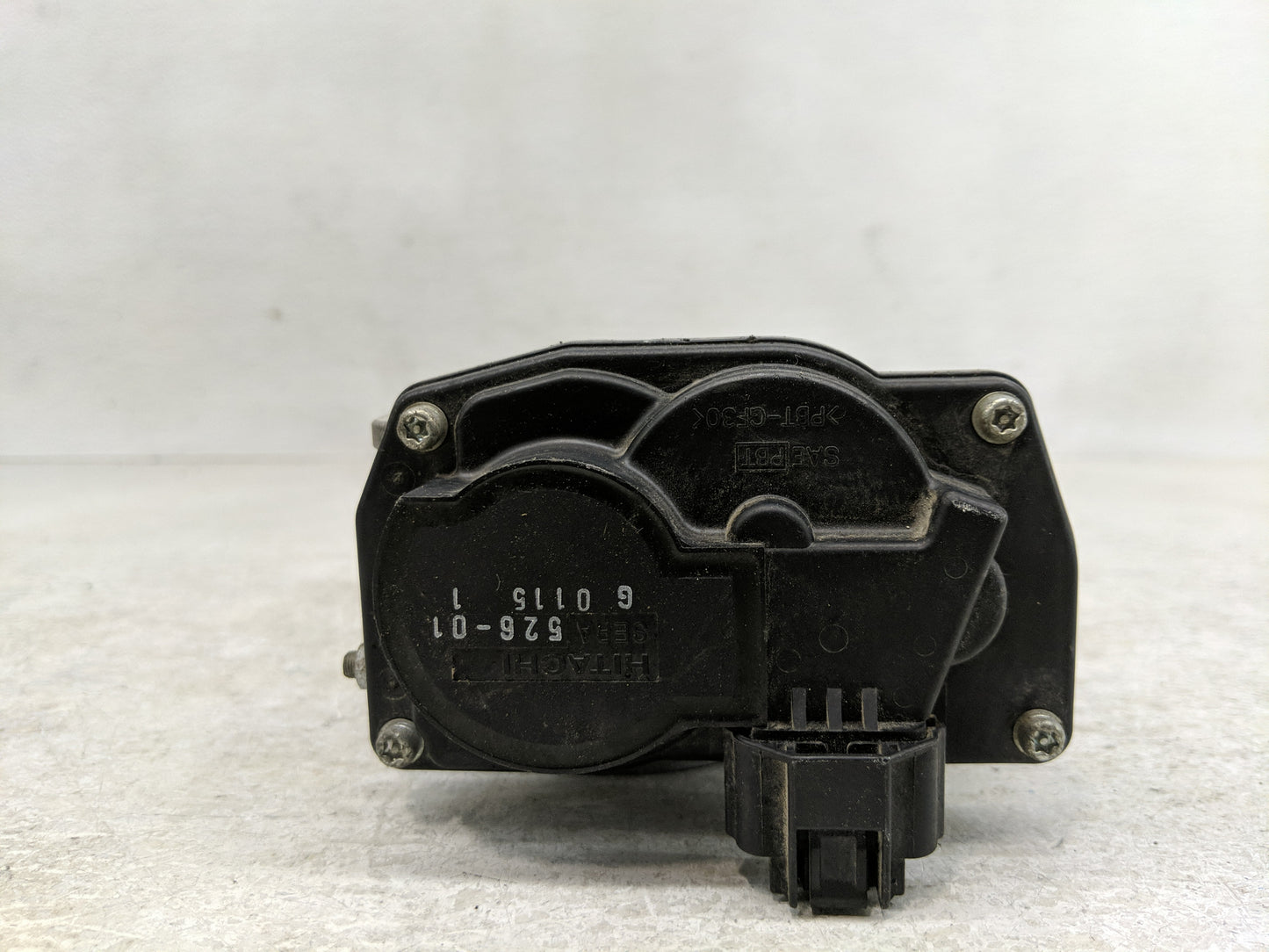 2013-2014 Nissan Pathfinder Throttle Body Fits Fits 2007 2008 2009 2010 2011 2012 2013 2014 OEM Used Auto Parts - Oemusedaut