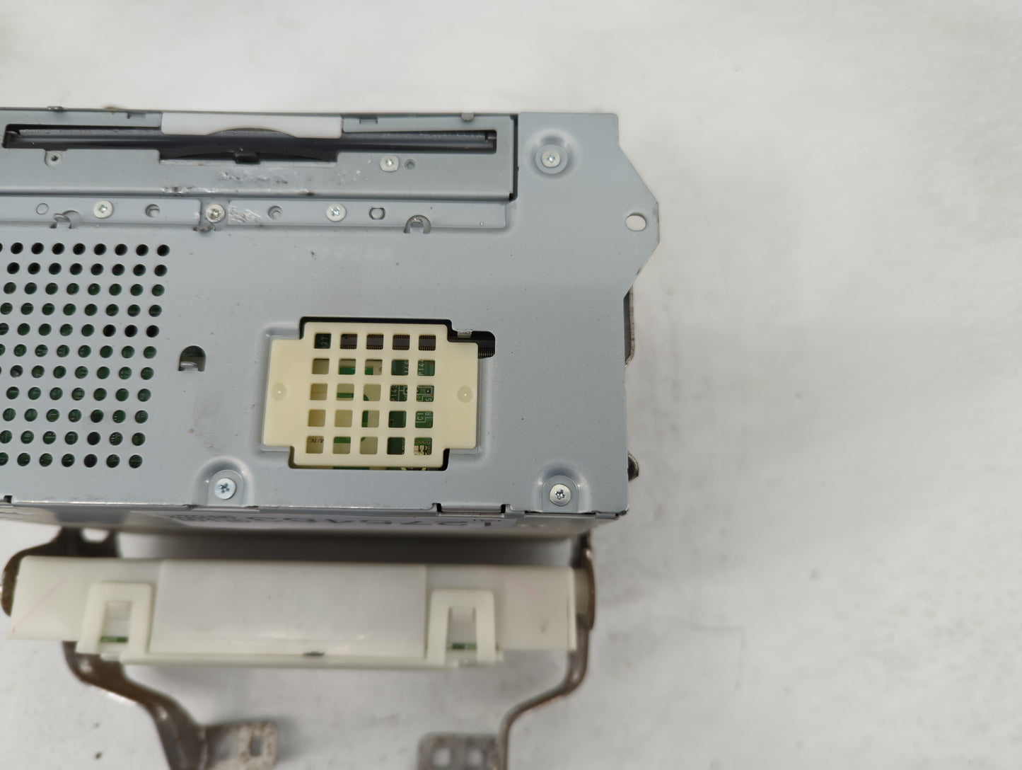 2013-2014 Nissan Pathfinder Radio AM FM Cd Player Receiver Replacement Fits Fits 2013 2014 OEM Used Auto Parts - Oemusedauto