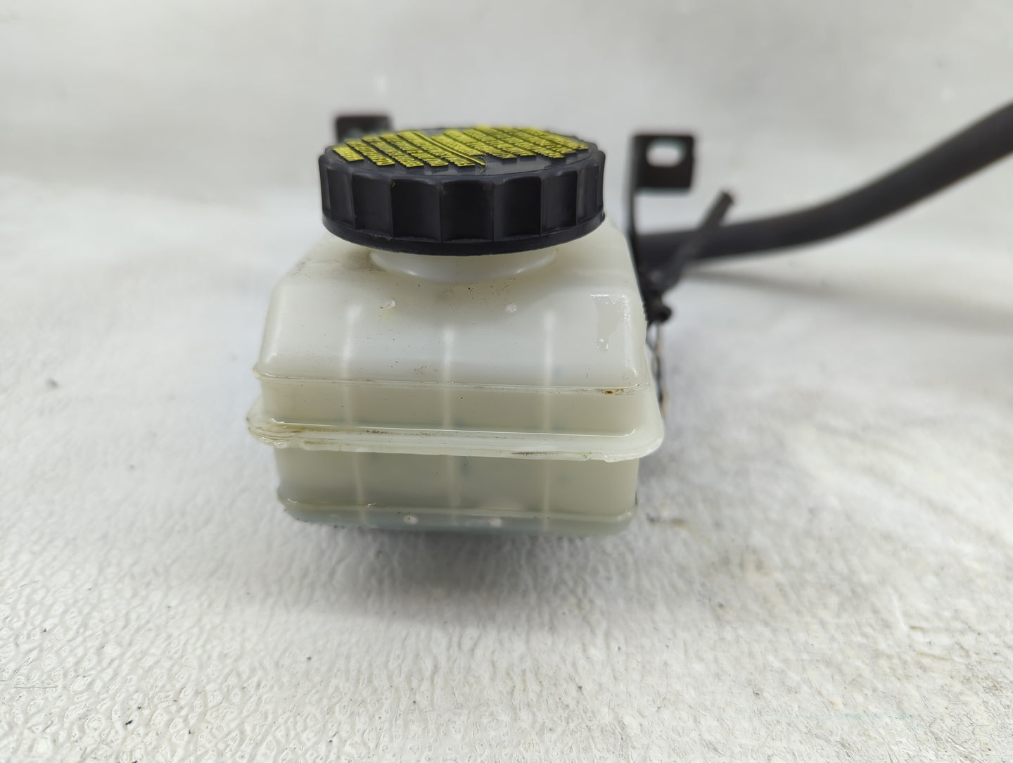 2013-2020 Nissan Pathfinder Brake Master Cylinder 1276163 - Oemusedautoparts1.com