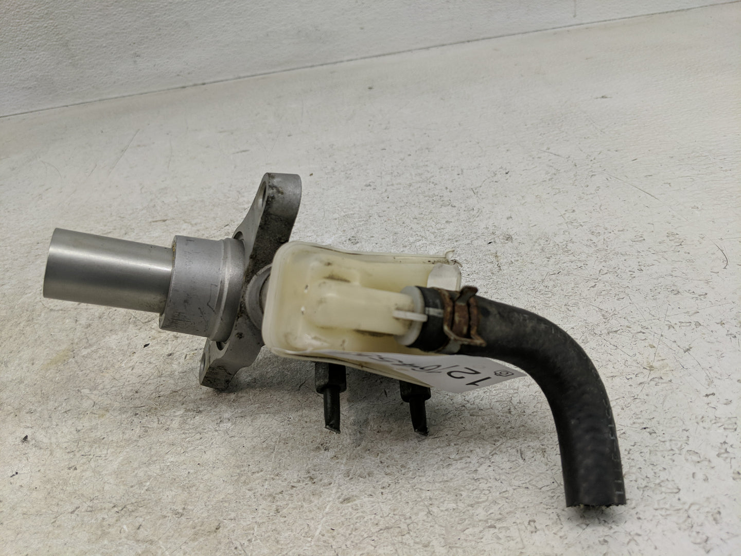 2013-2020 Nissan Pathfinder Brake Master Cylinder - Oemusedautoparts1.com