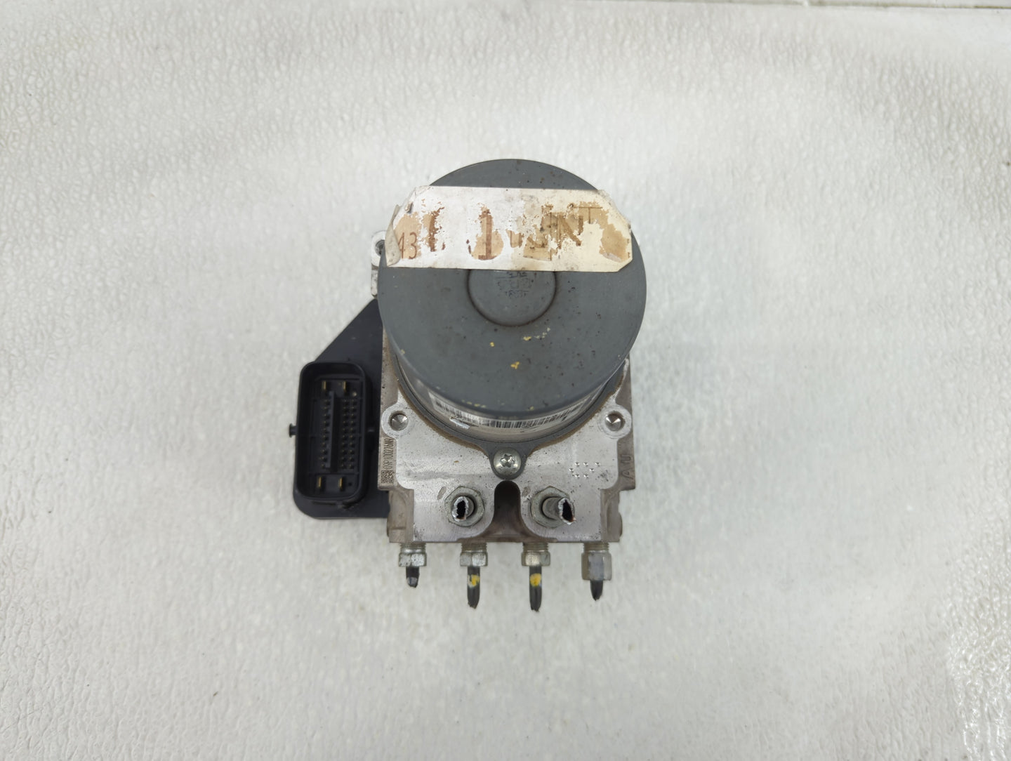 2013 Nissan Pathfinder Throttle Body P/N:47660 3KD0A Fits OEM Used Auto Parts - Oemusedautoparts1.com