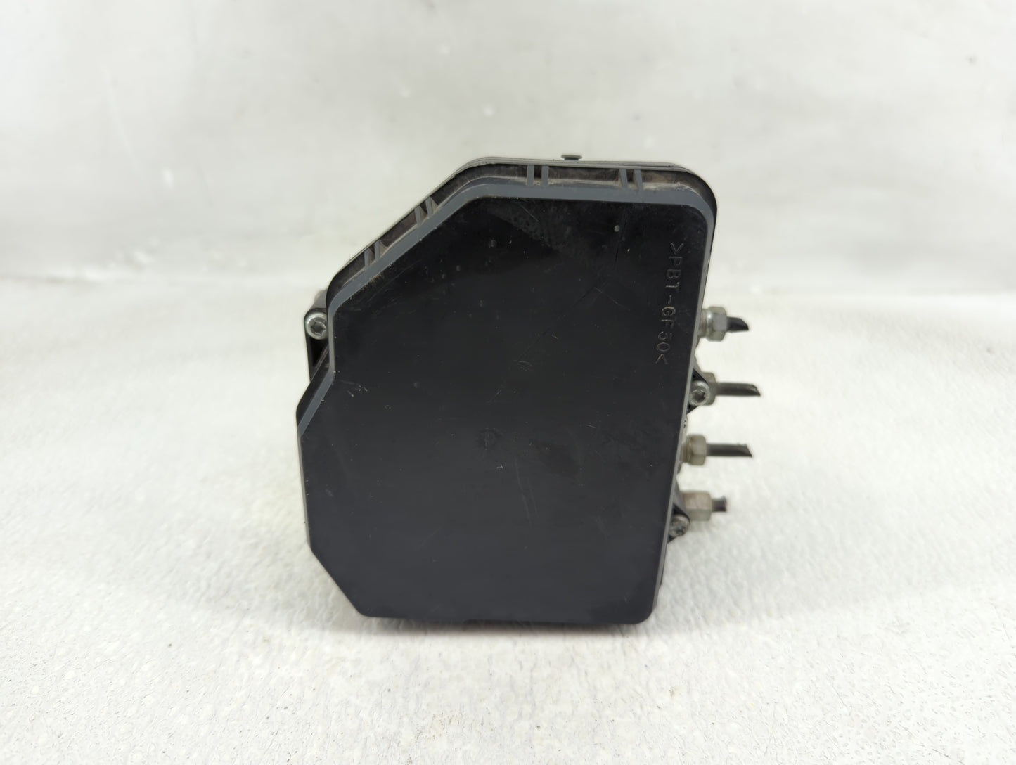 2013 Nissan Pathfinder Throttle Body P/N:47660 3KD0A Fits OEM Used Auto Parts - Oemusedautoparts1.com