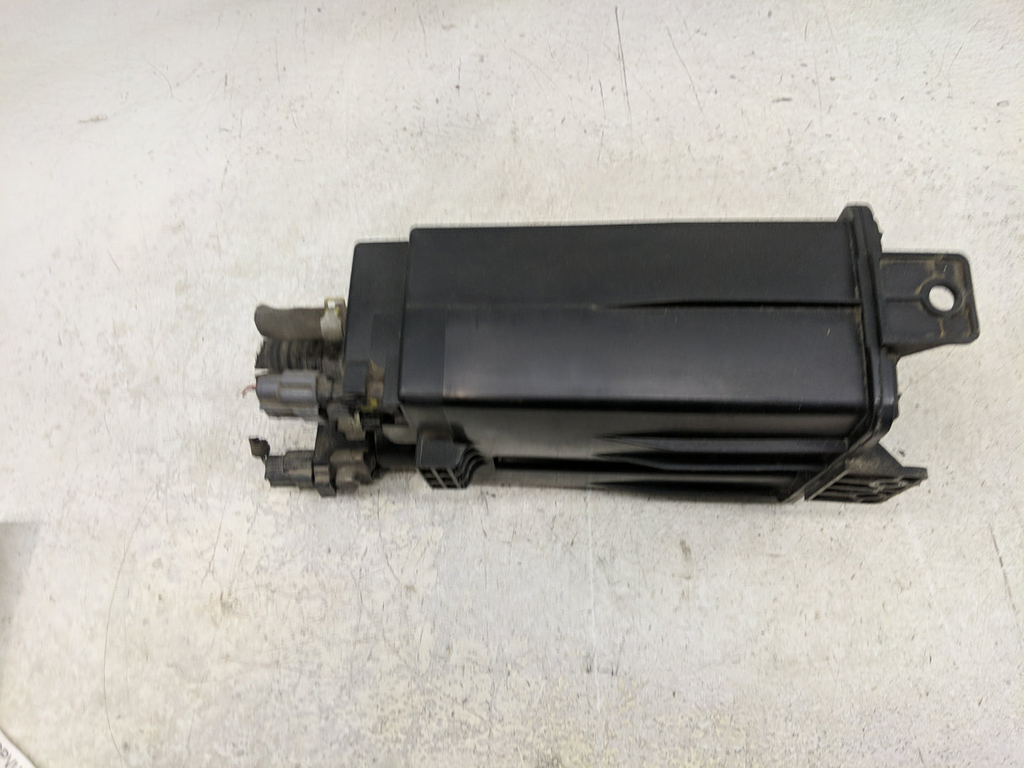 2013 Nissan Pathfinder Fuel Vapor Charcoal Canister - Oemusedautoparts1.com