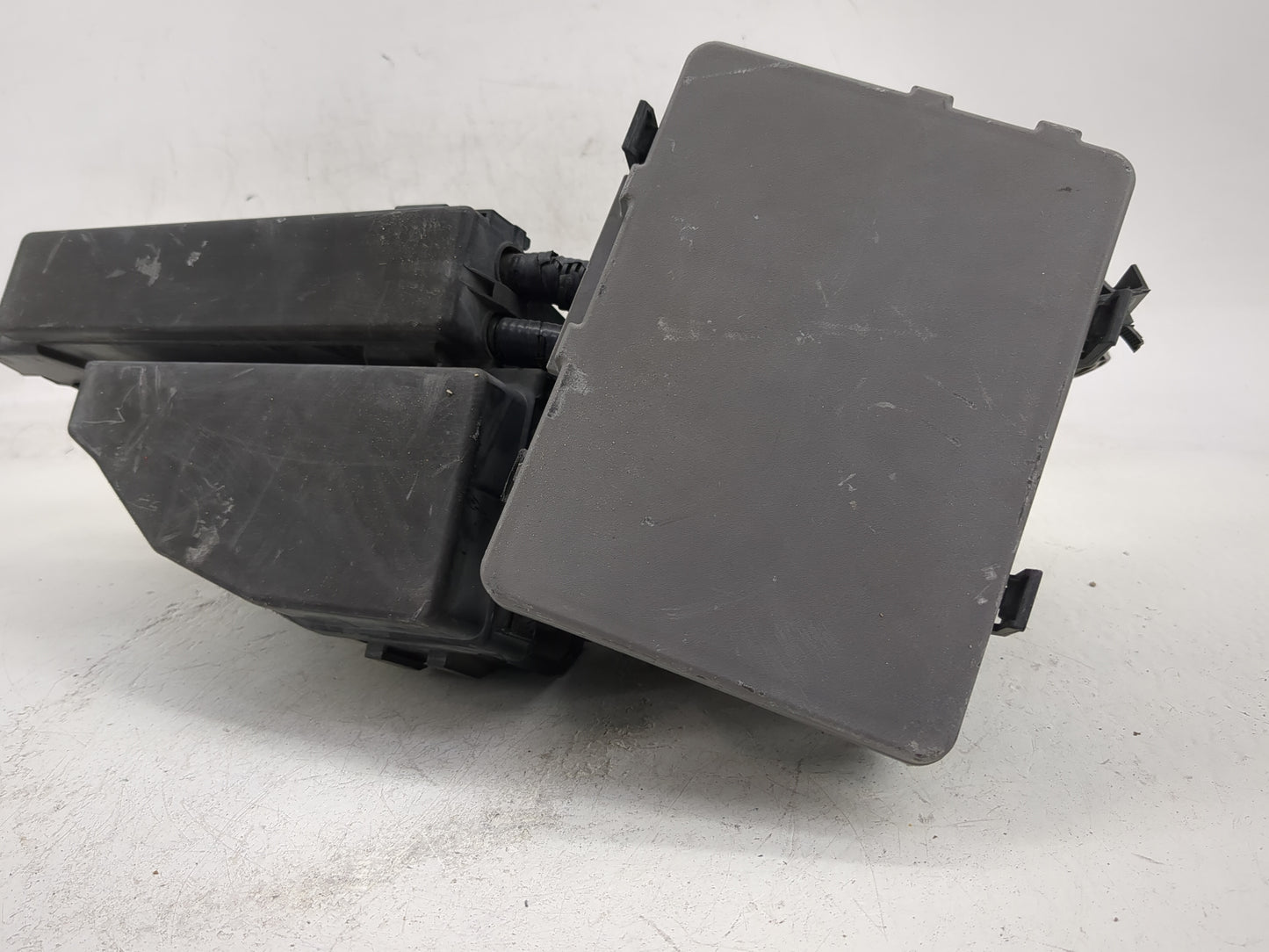 2013 Nissan Pathfinder Fusebox Fuse Box Panel Relay Module P/N:284B7 ZE03B Fits OEM Used Auto Parts - Oemusedautoparts1.com
